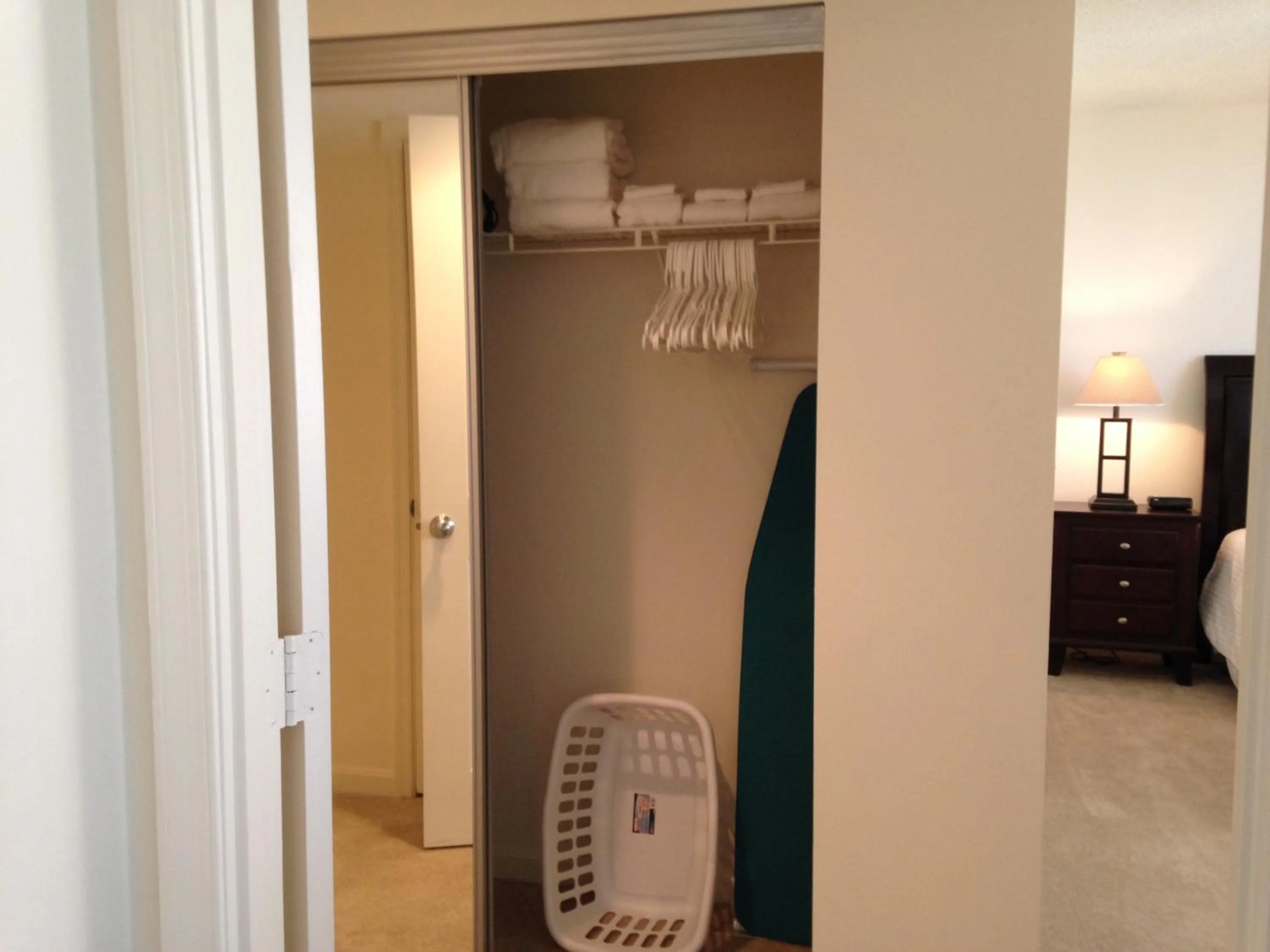 National at Ballston Place