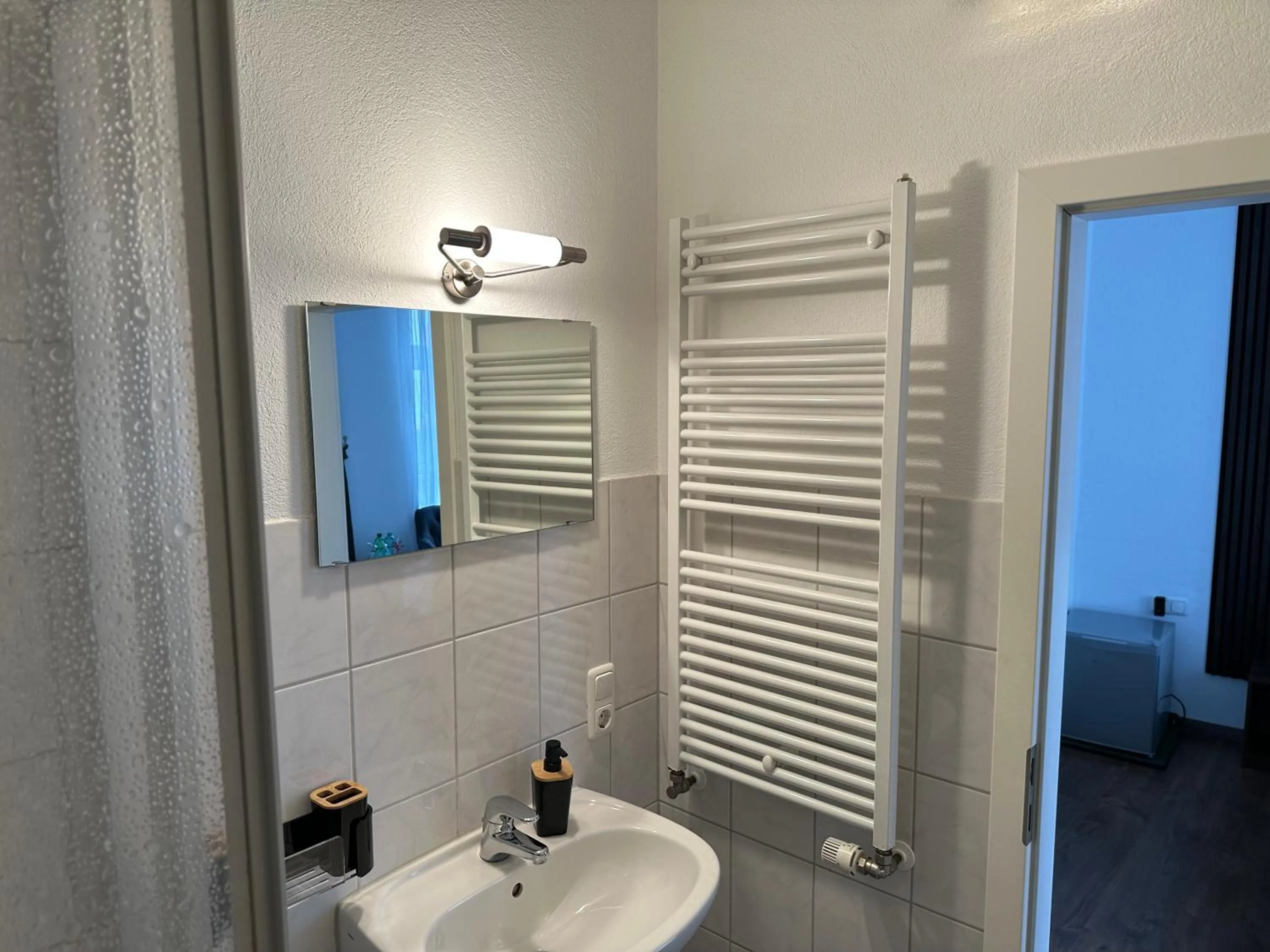 Bathroom in Hotel-Café-Burg Stahleck