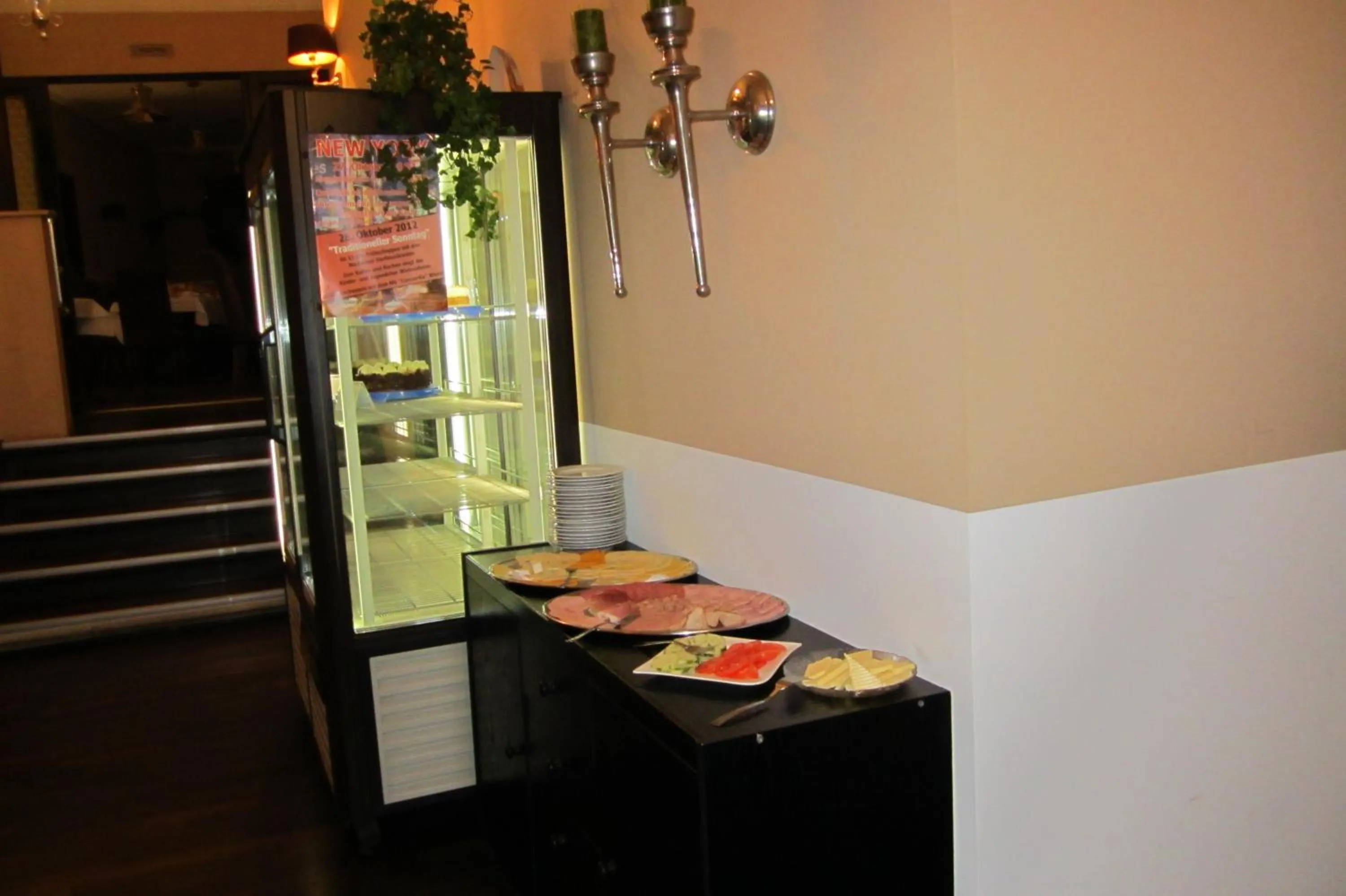 Restaurant/places to eat in Hotel-Café-Burg Stahleck