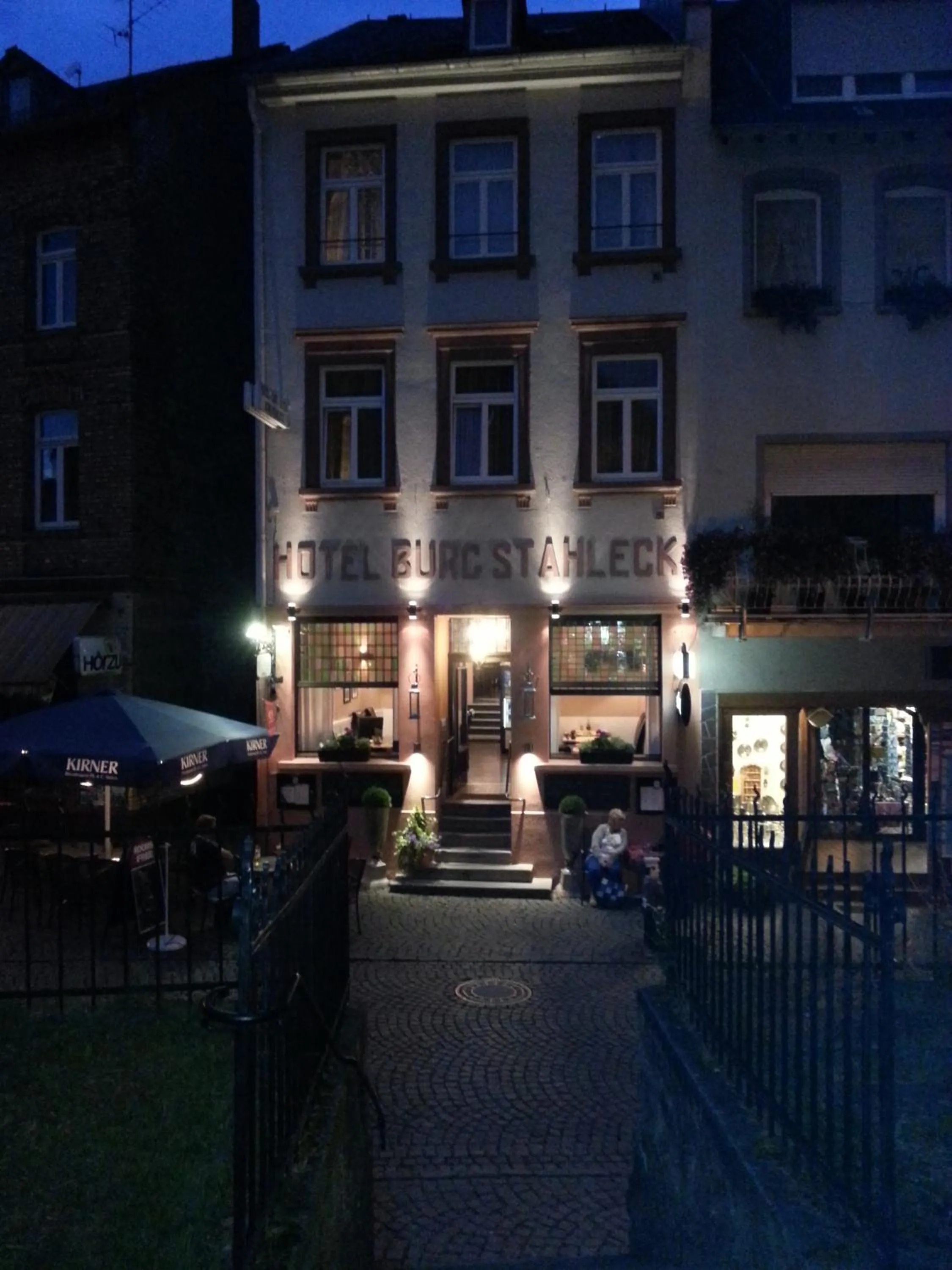 Facade/entrance in Hotel-Café-Burg Stahleck