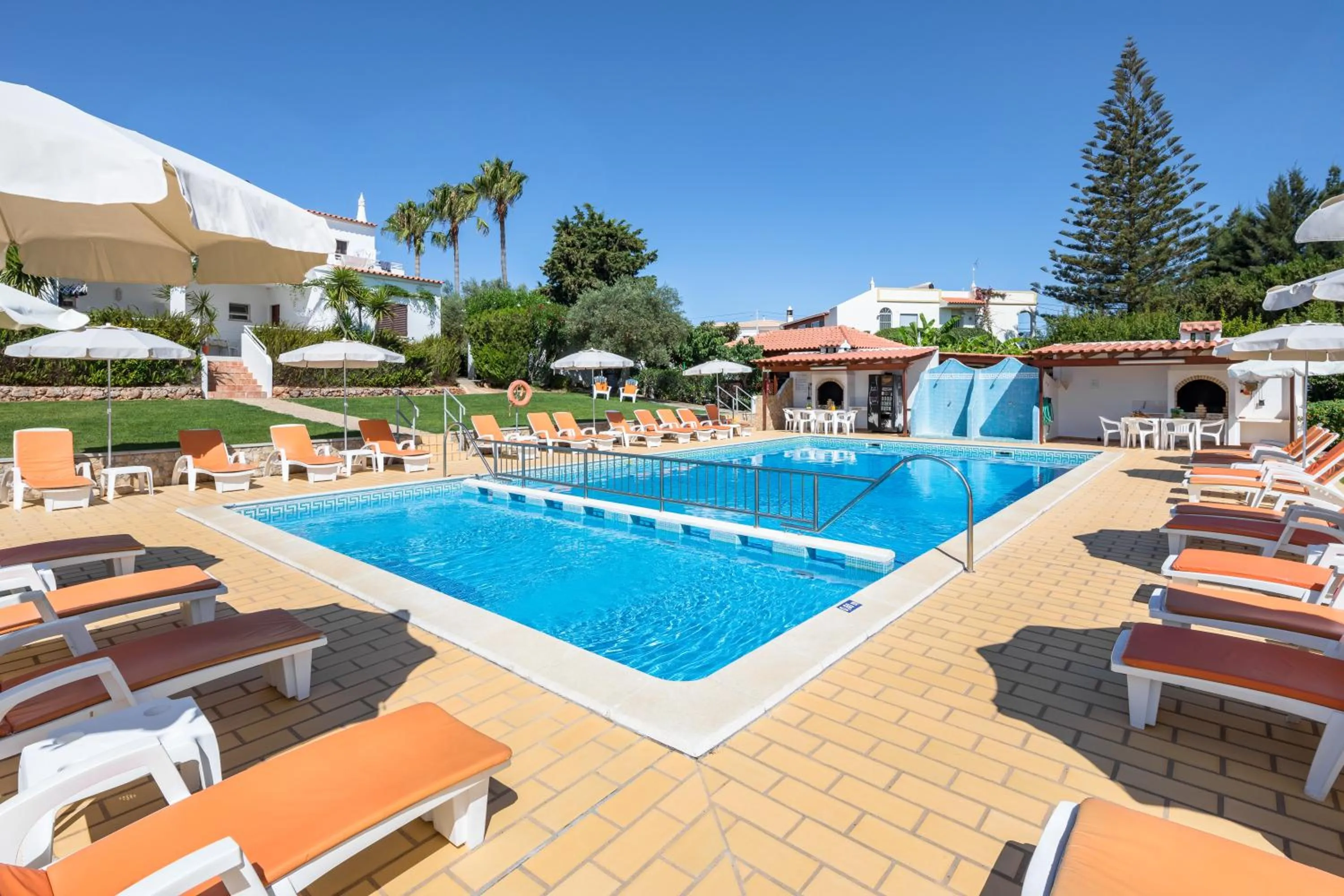 Property building in Apartamentos Flor da Laranja, Albufeira by AlgarveBlossom