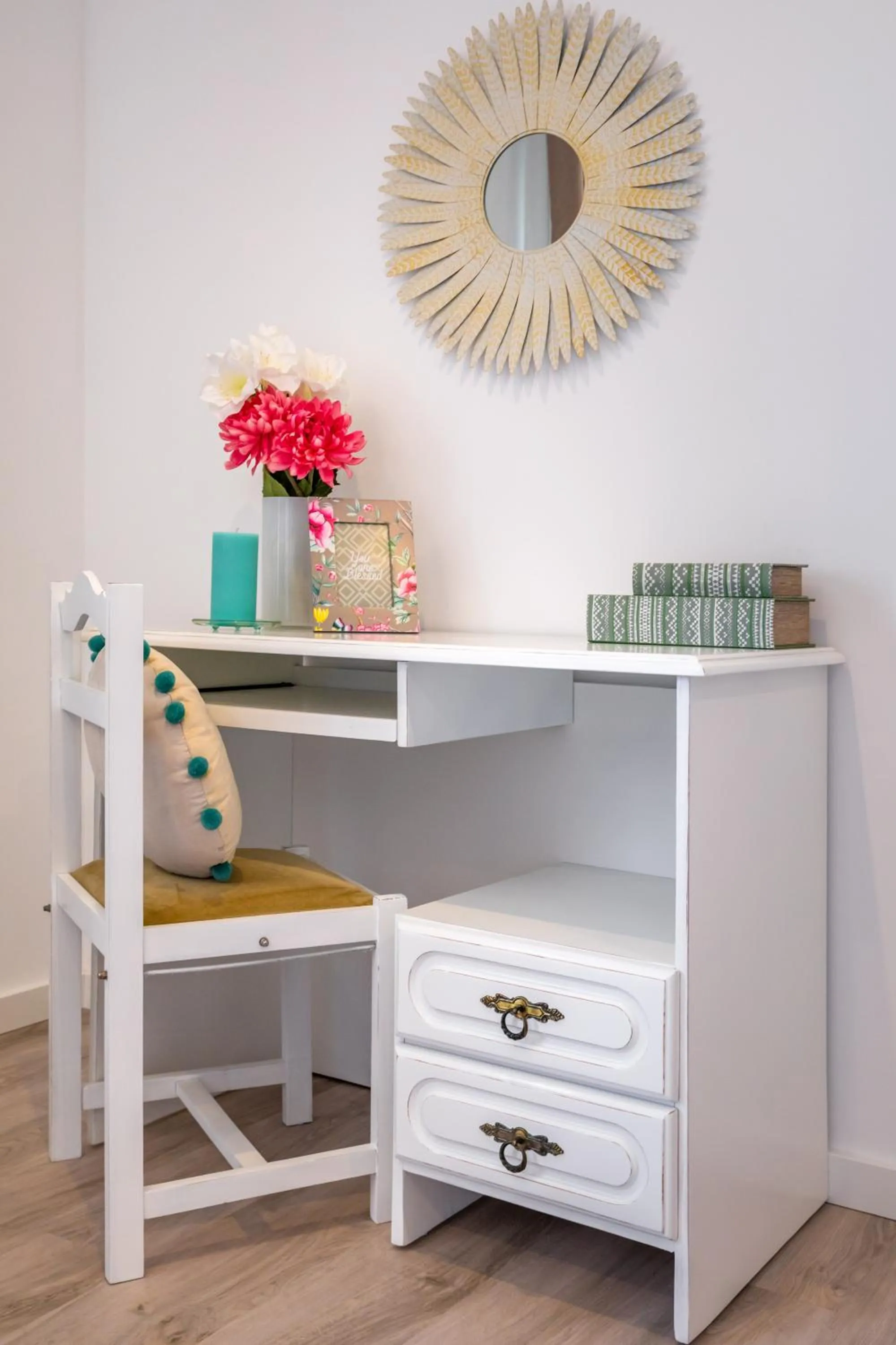 Spring in Apartamentos Flor da Laranja, Albufeira by AlgarveBlossom