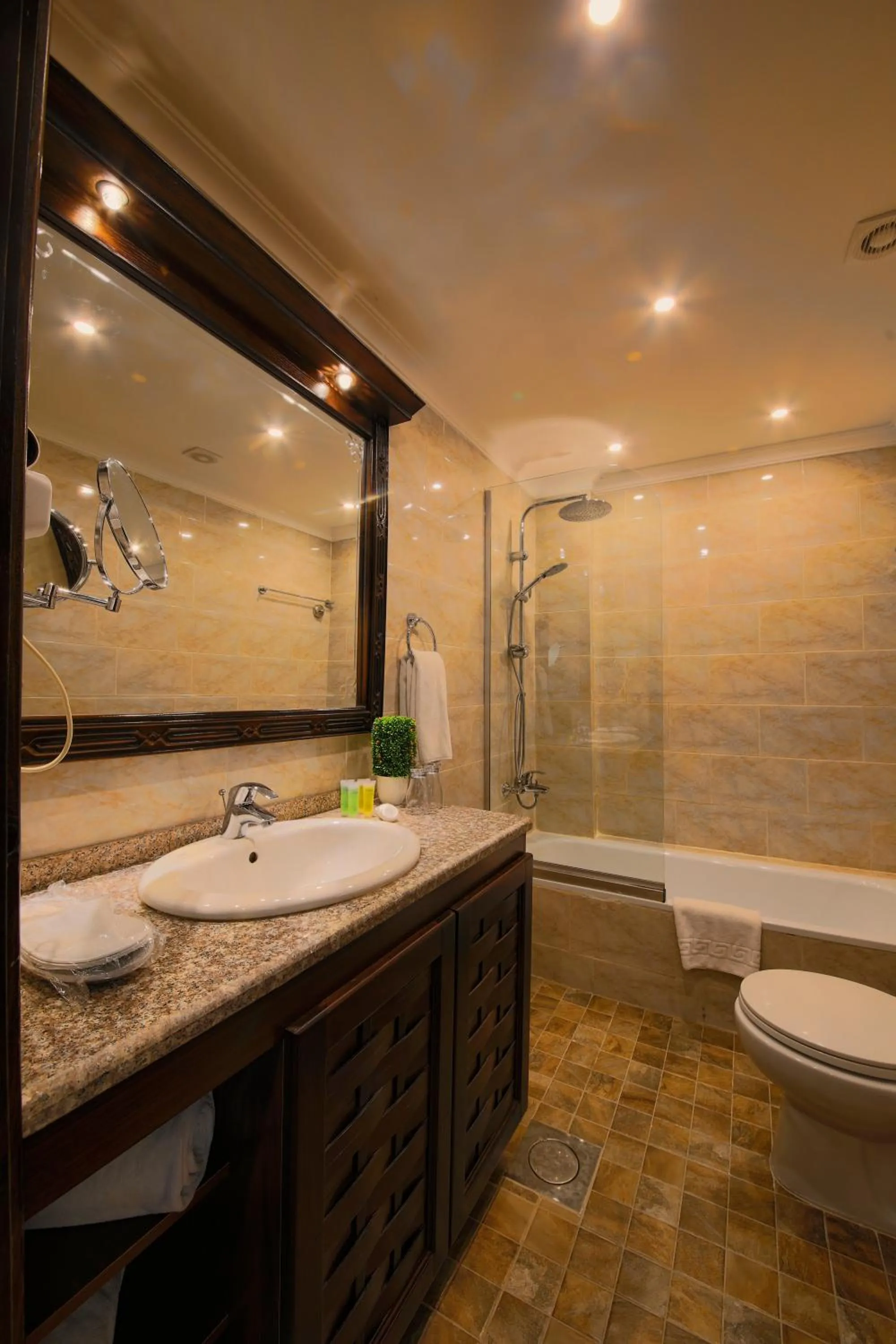 Shower in Town Season Hotel