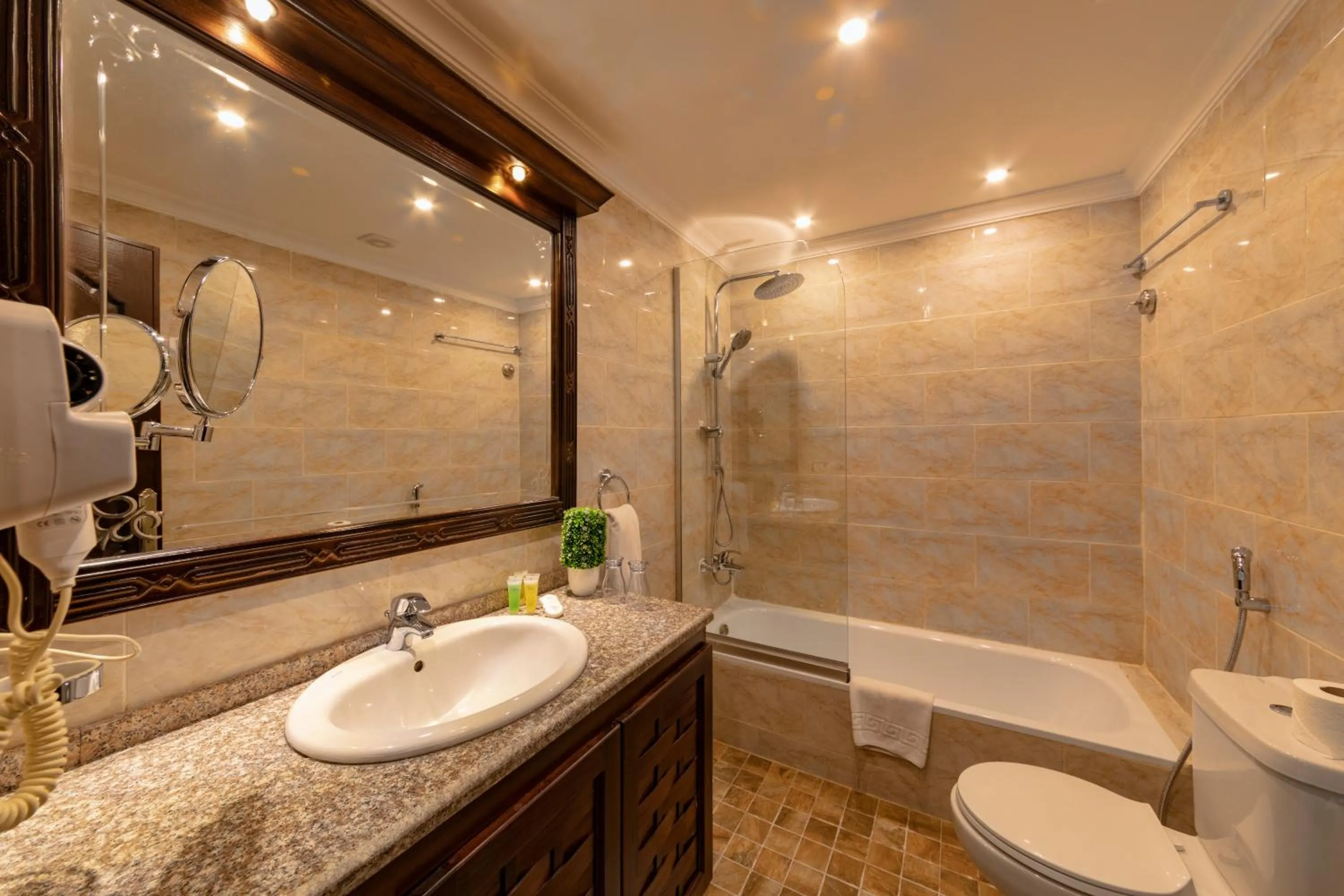 Shower in Town Season Hotel