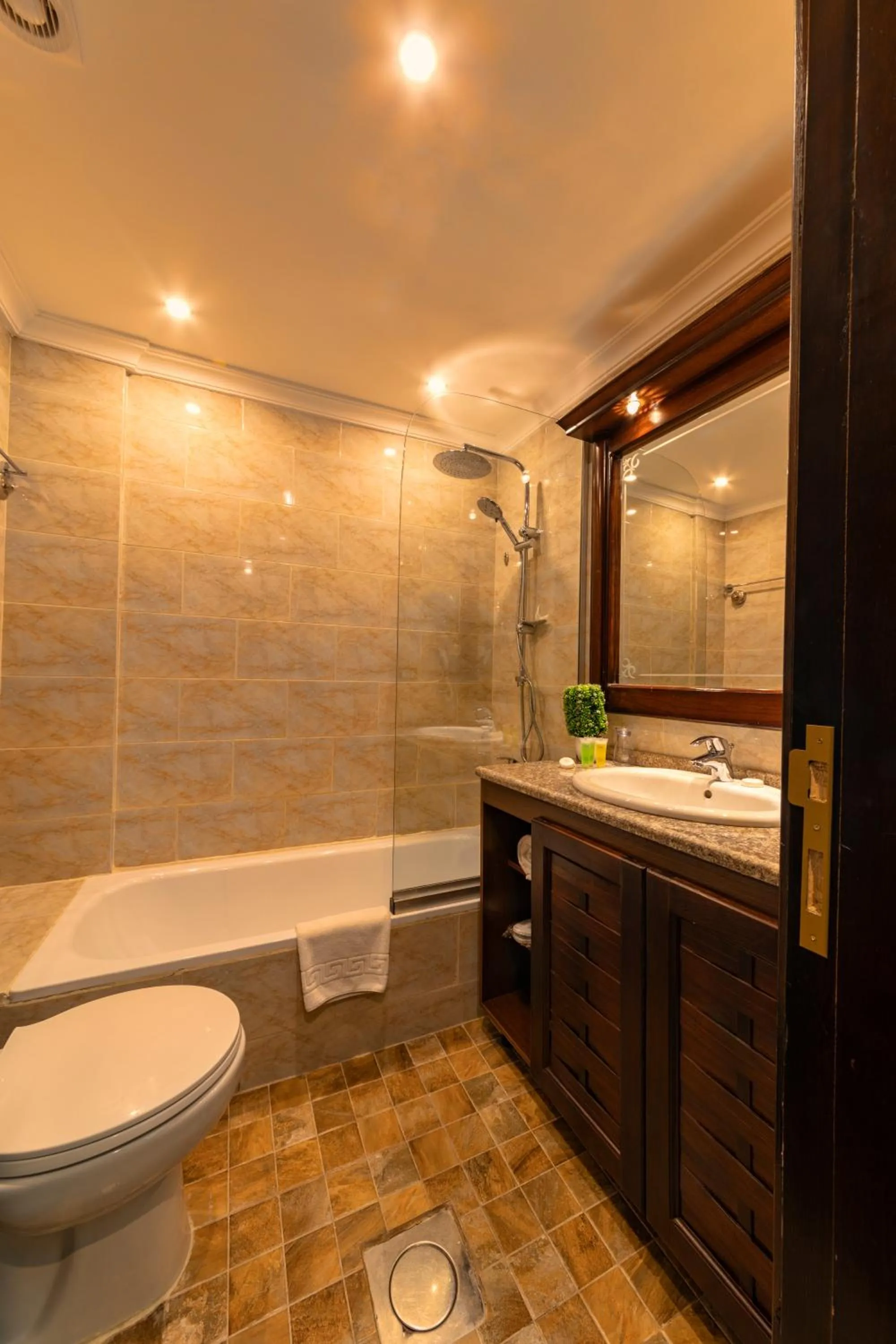 Shower in Town Season Hotel