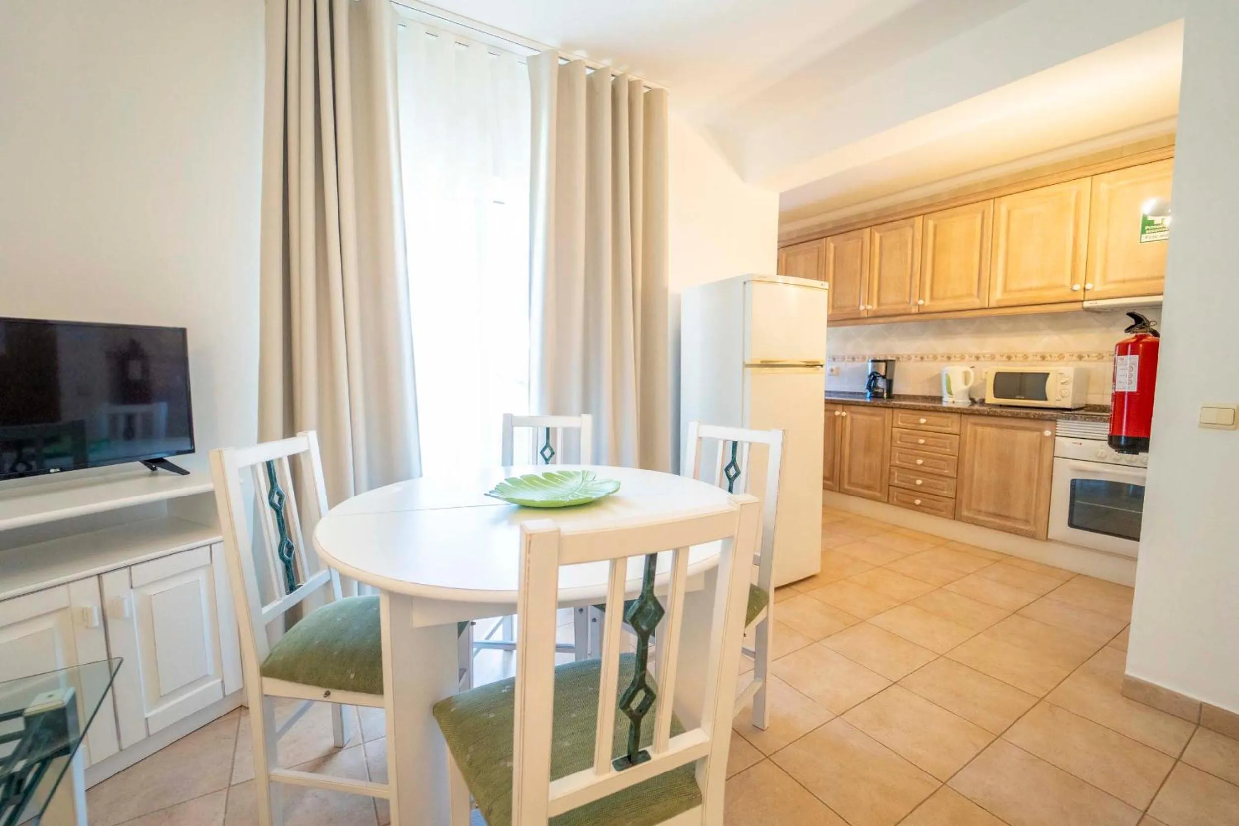 Apartamentos Monte dos Avós, Albufeira by AlgarveBlossom