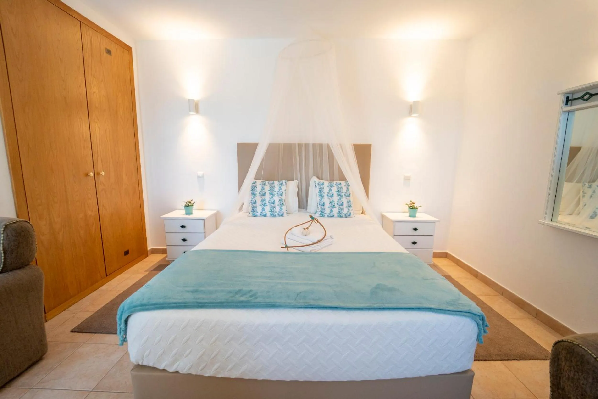 Bed in Apartamentos Monte dos Avós, Albufeira by AlgarveBlossom