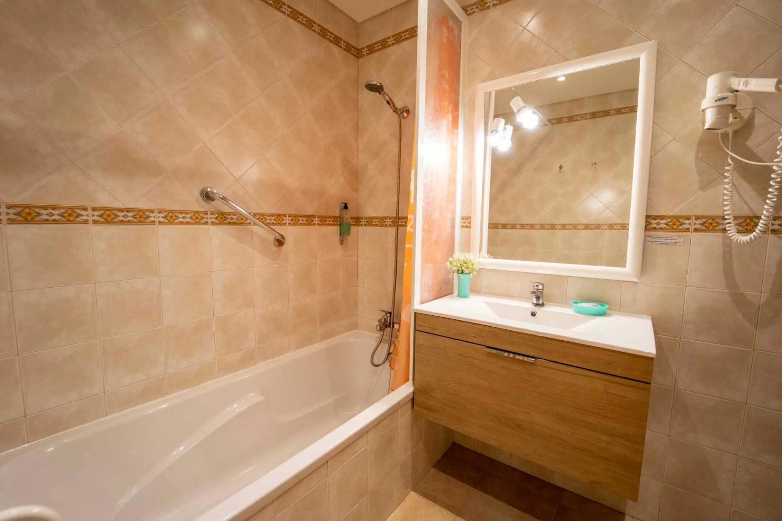 Apartamentos Monte dos Avós, Albufeira by AlgarveBlossom