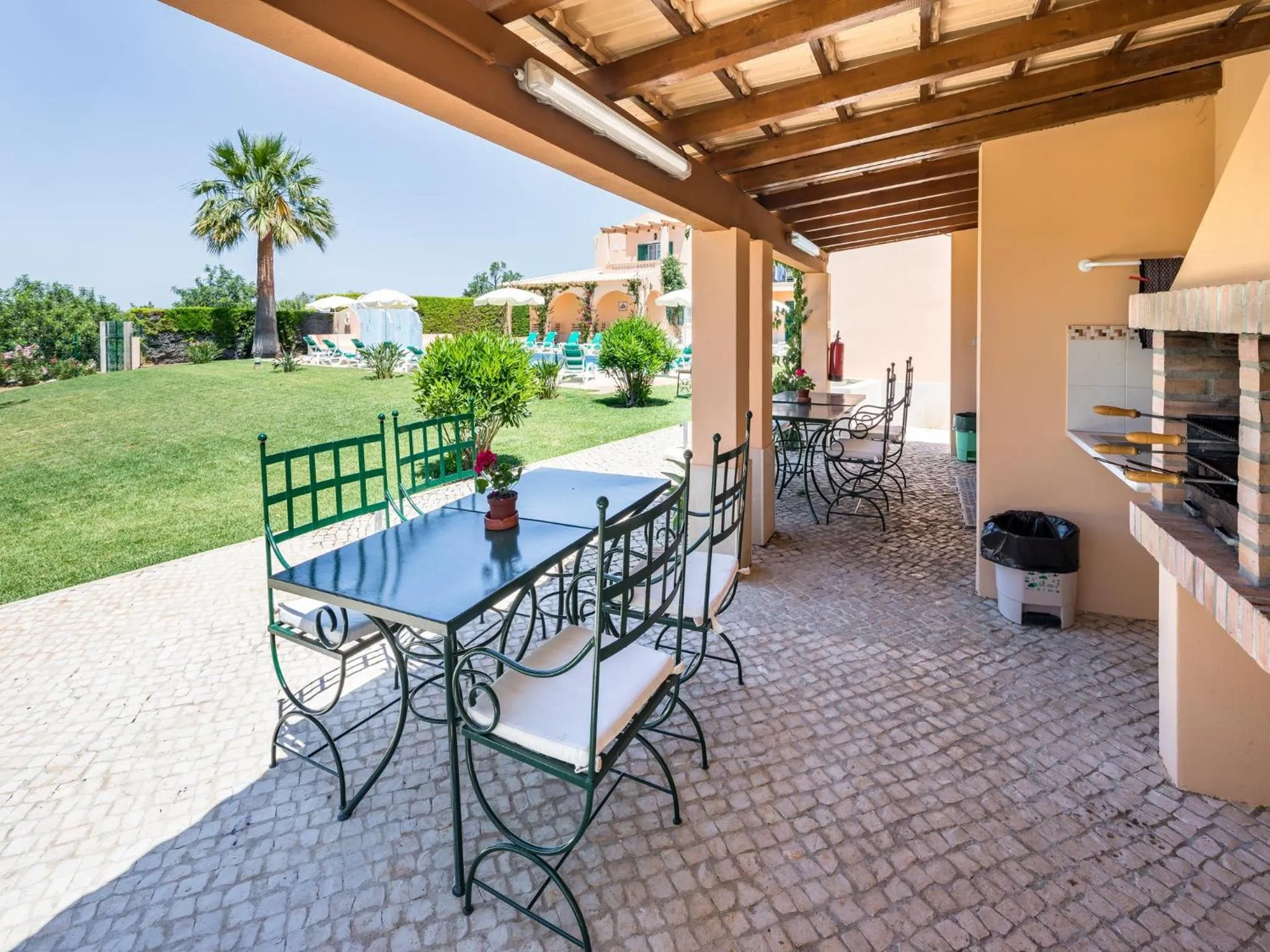 Day in Apartamentos Monte dos Avós, Albufeira by AlgarveBlossom