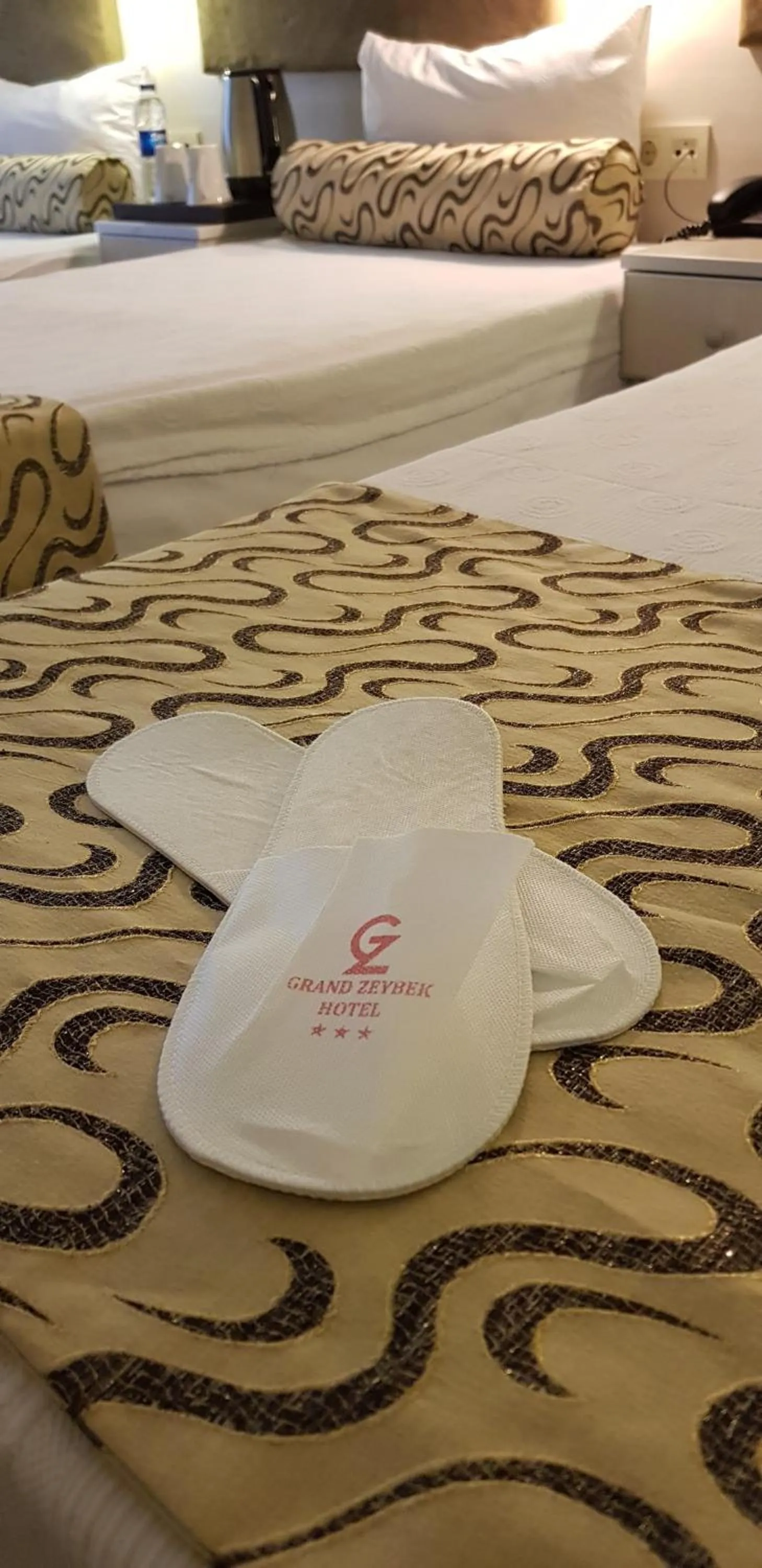 Bed in Grand Zeybek Hotel