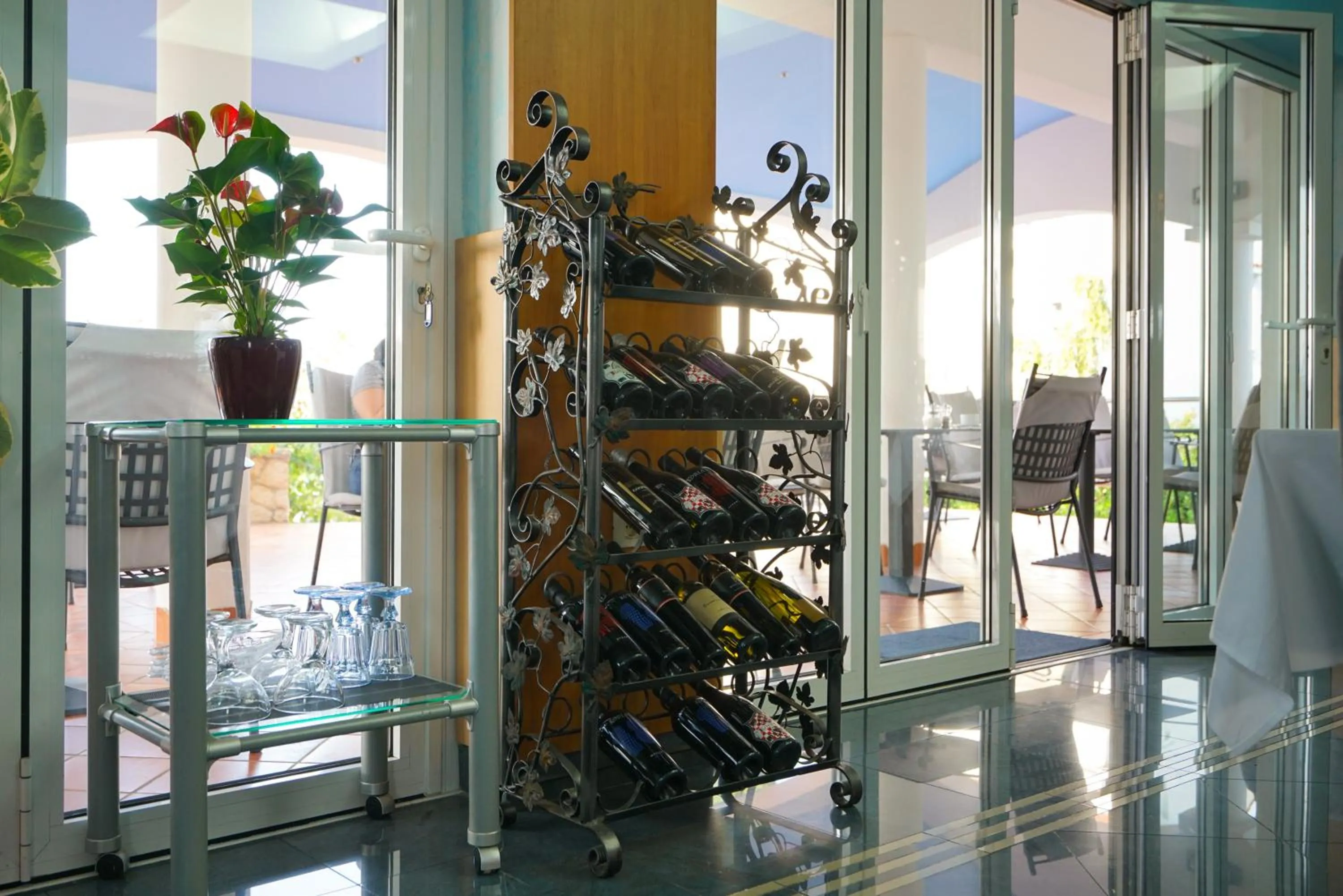 Restaurant/places to eat in Hotel Belvedere