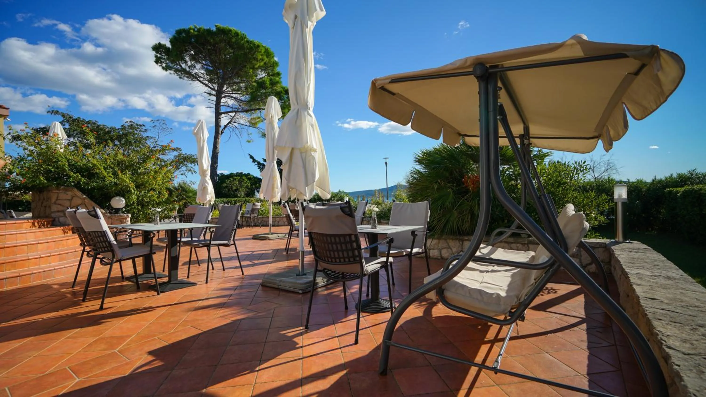 Restaurant/places to eat in Hotel Belvedere