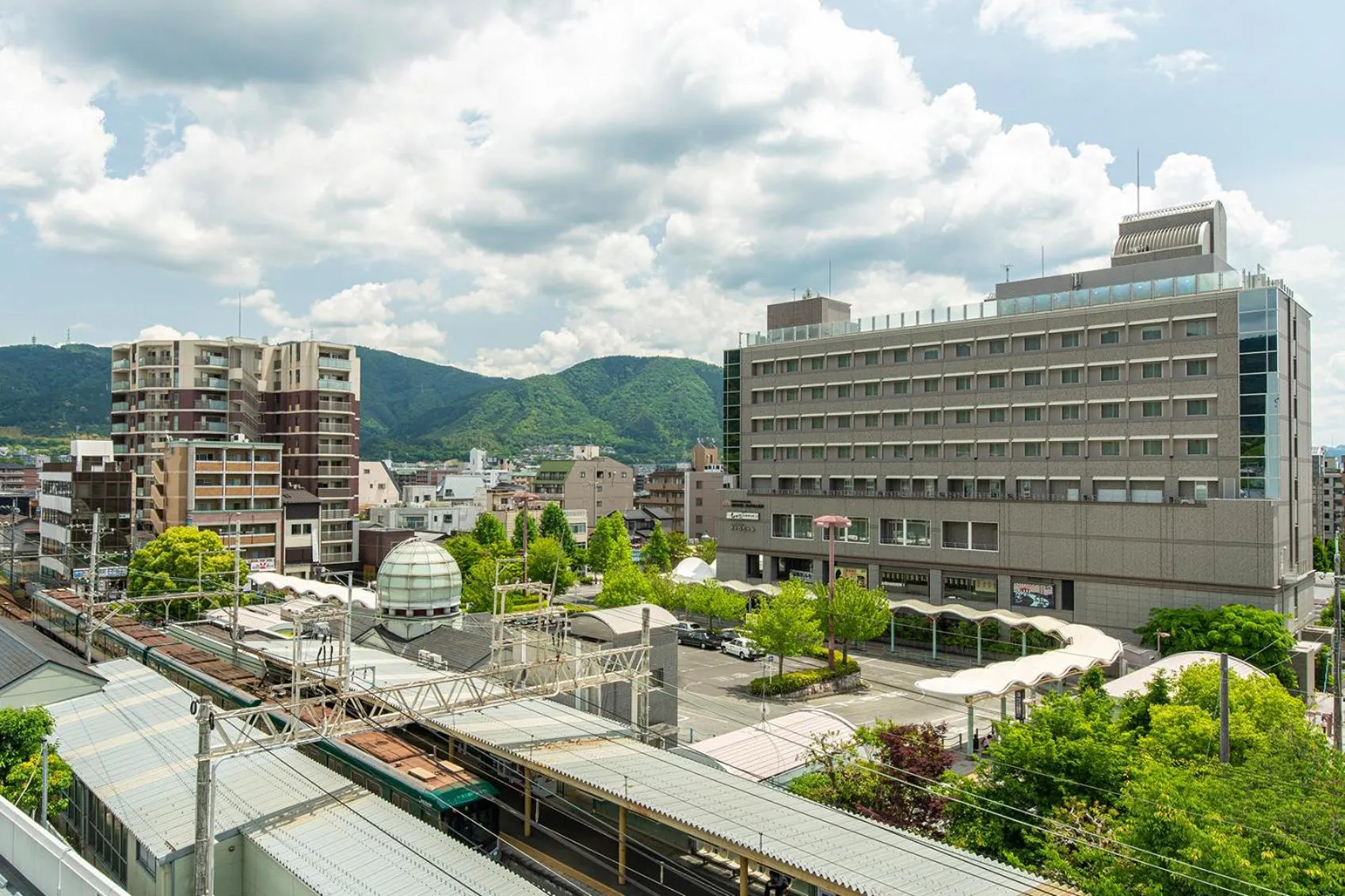 Property building in Kyoto Yamashina Hotel Sanraku
