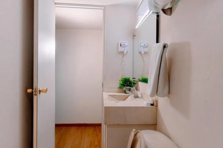 Toilet in Kasa Hotel & Suites