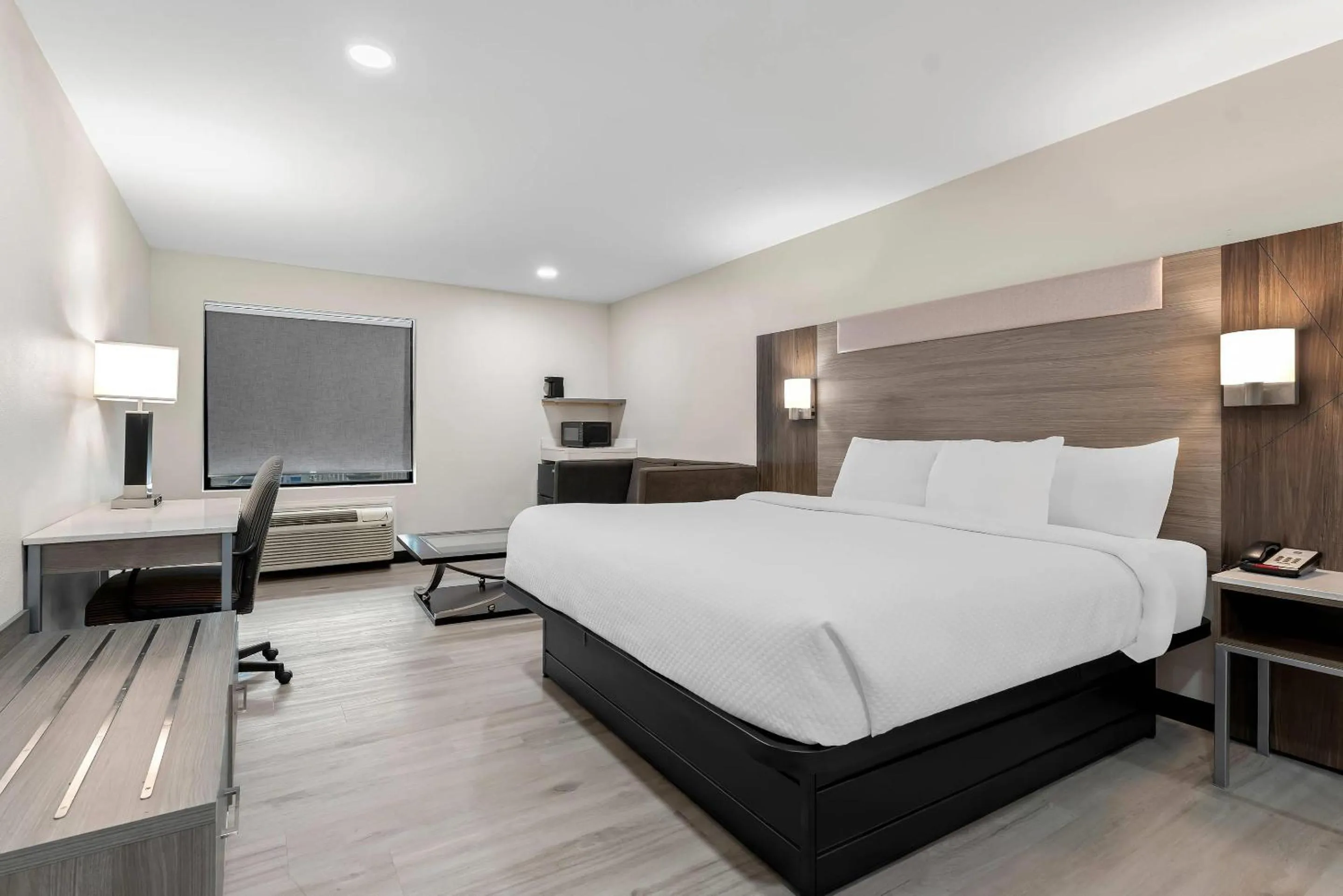 Bedroom, Bed in Quality Inn Sandersville