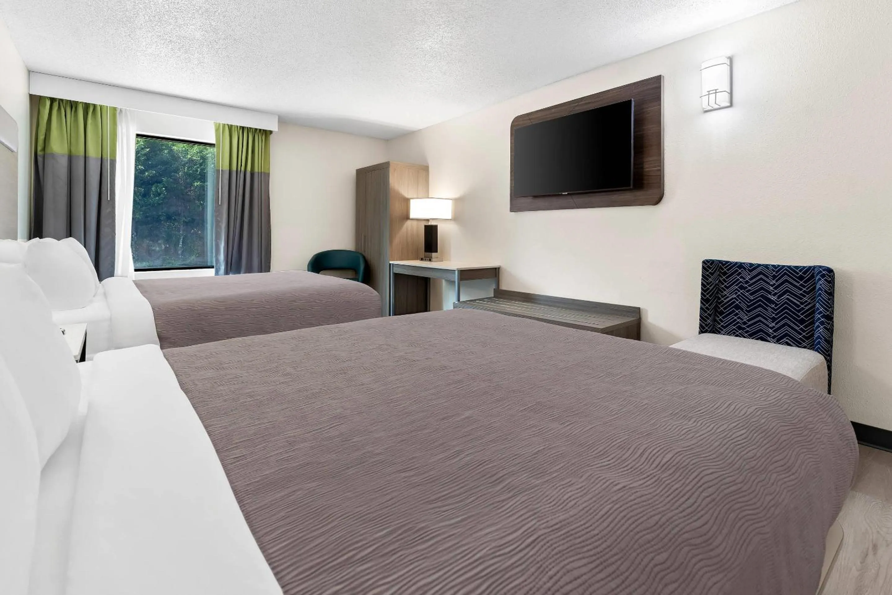 Bedroom, Bed in Quality Inn Sandersville