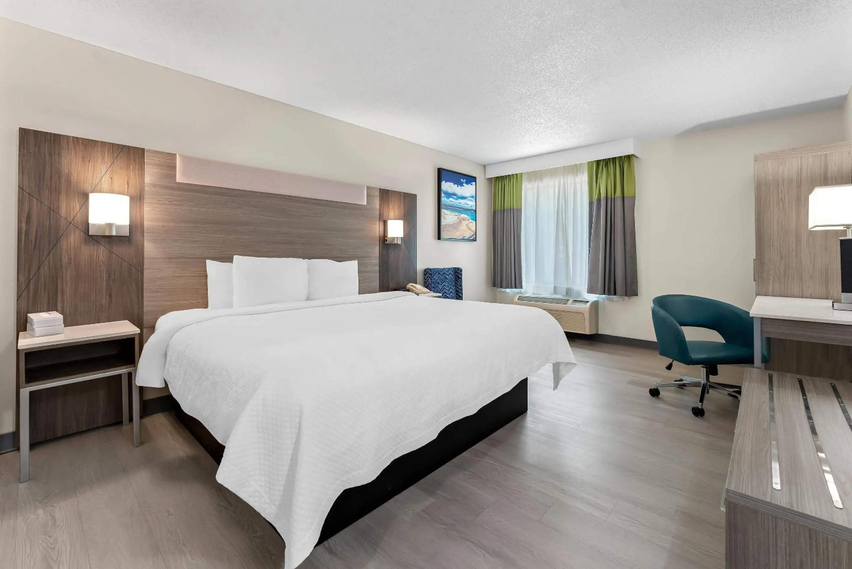 Bedroom, Bed in Quality Inn Sandersville