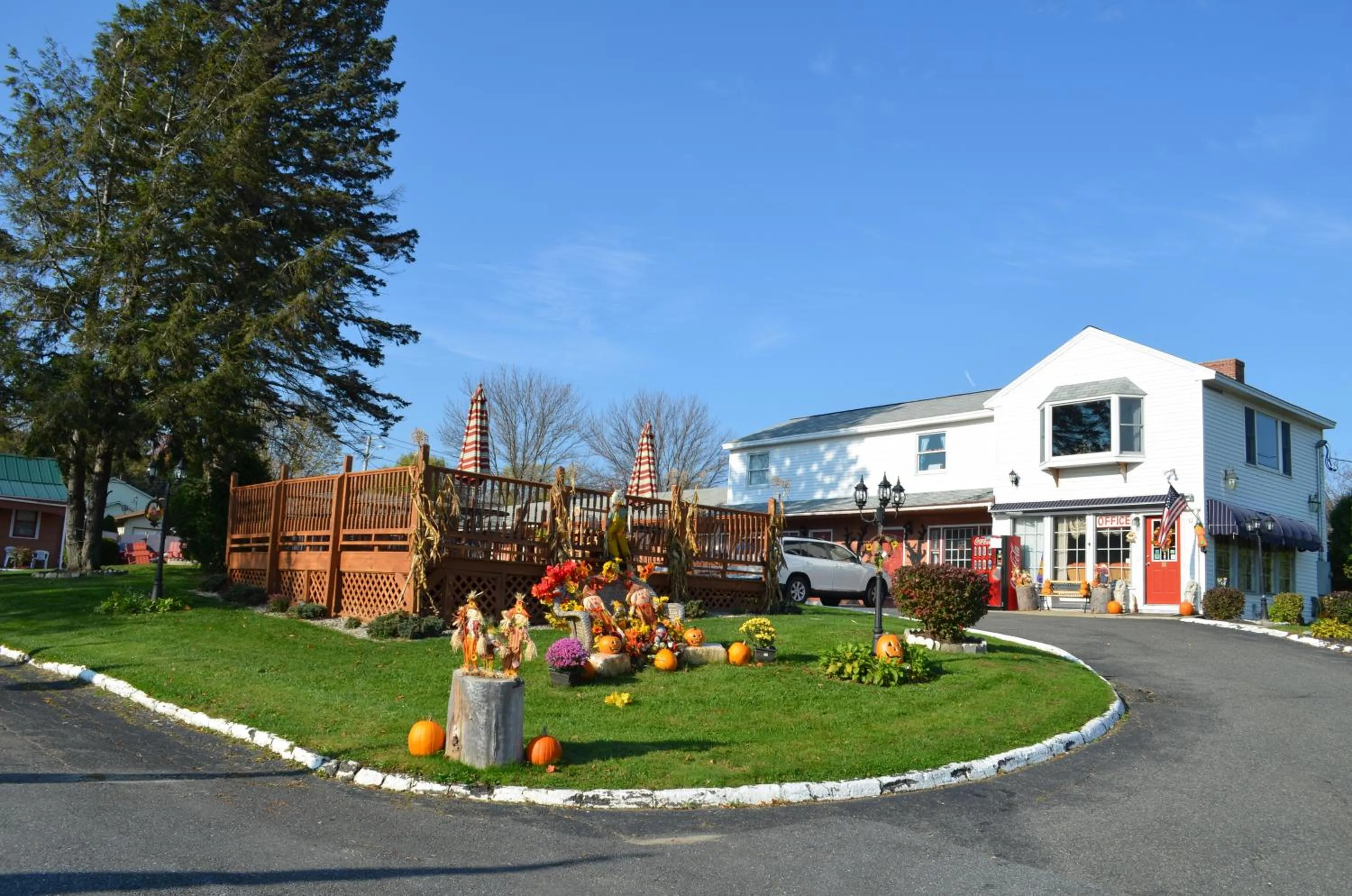 Facade/entrance in Williamstown Motel