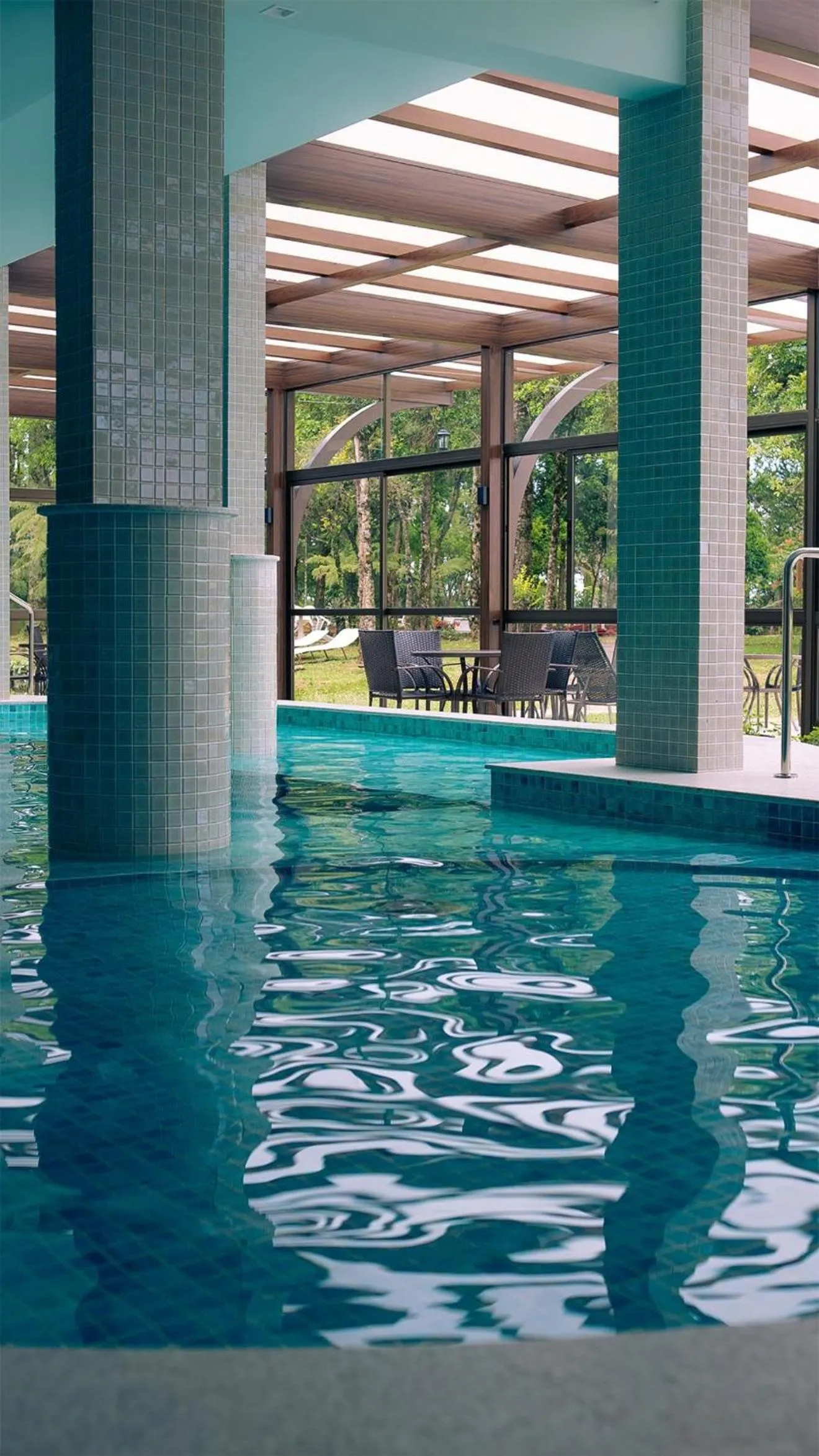 Swimming pool in Hotel Renar