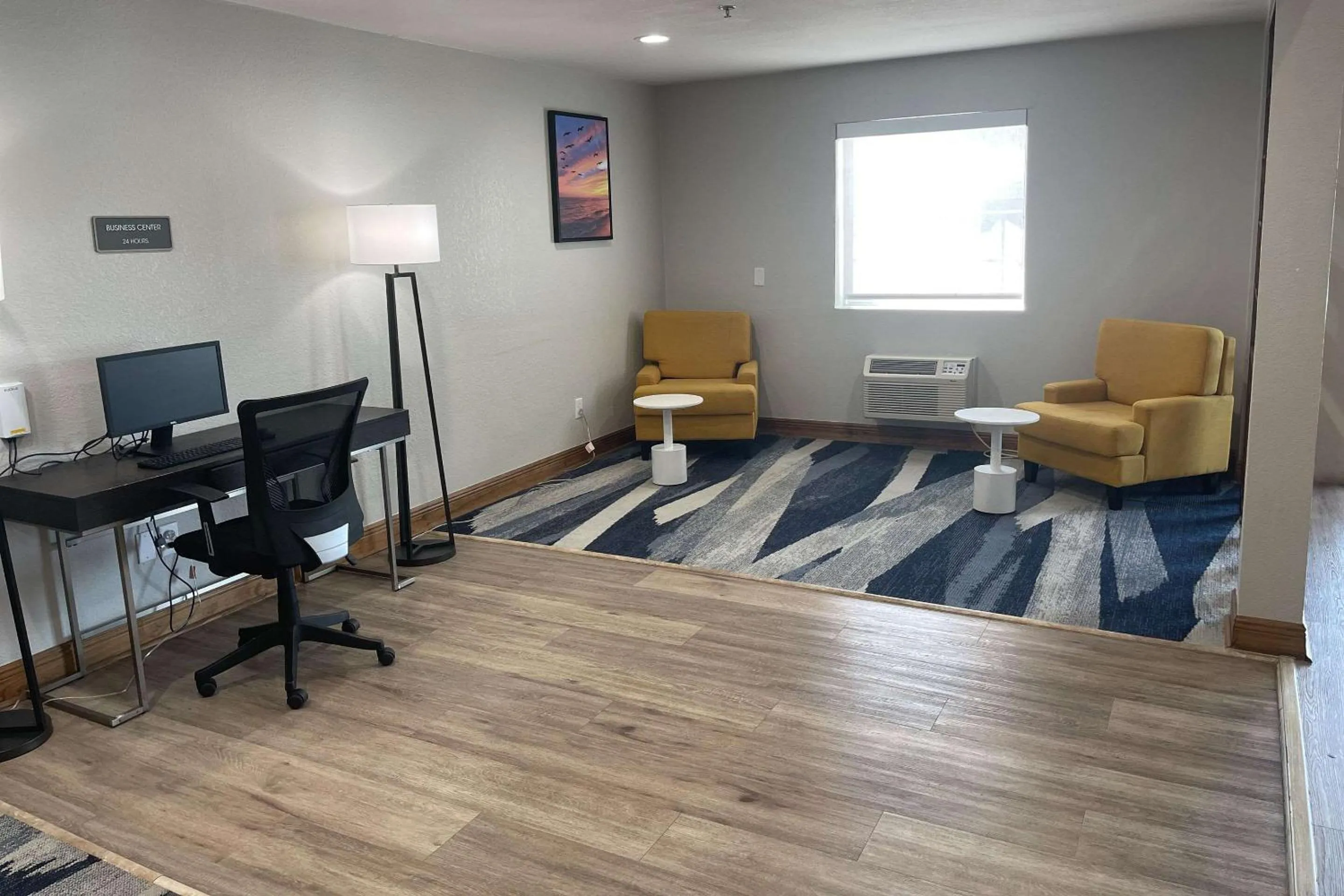 Business facilities in Comfort Inn Pensacola near NAS Corry Station