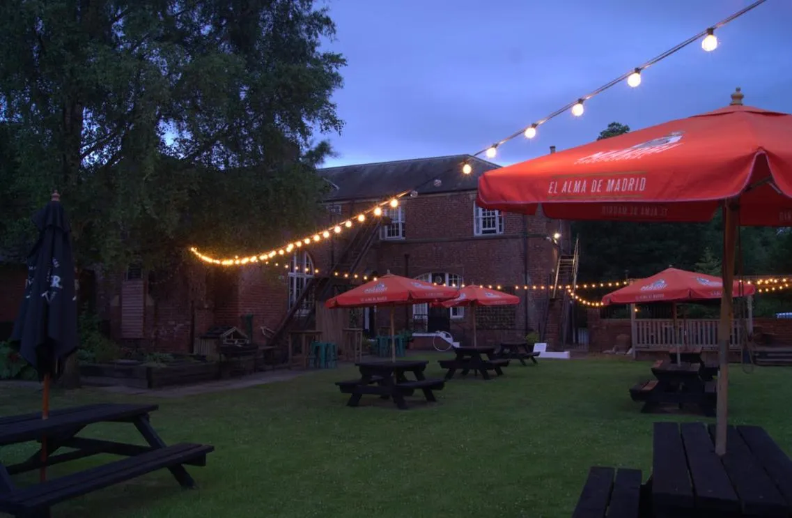 Property building in The Hand Hotel