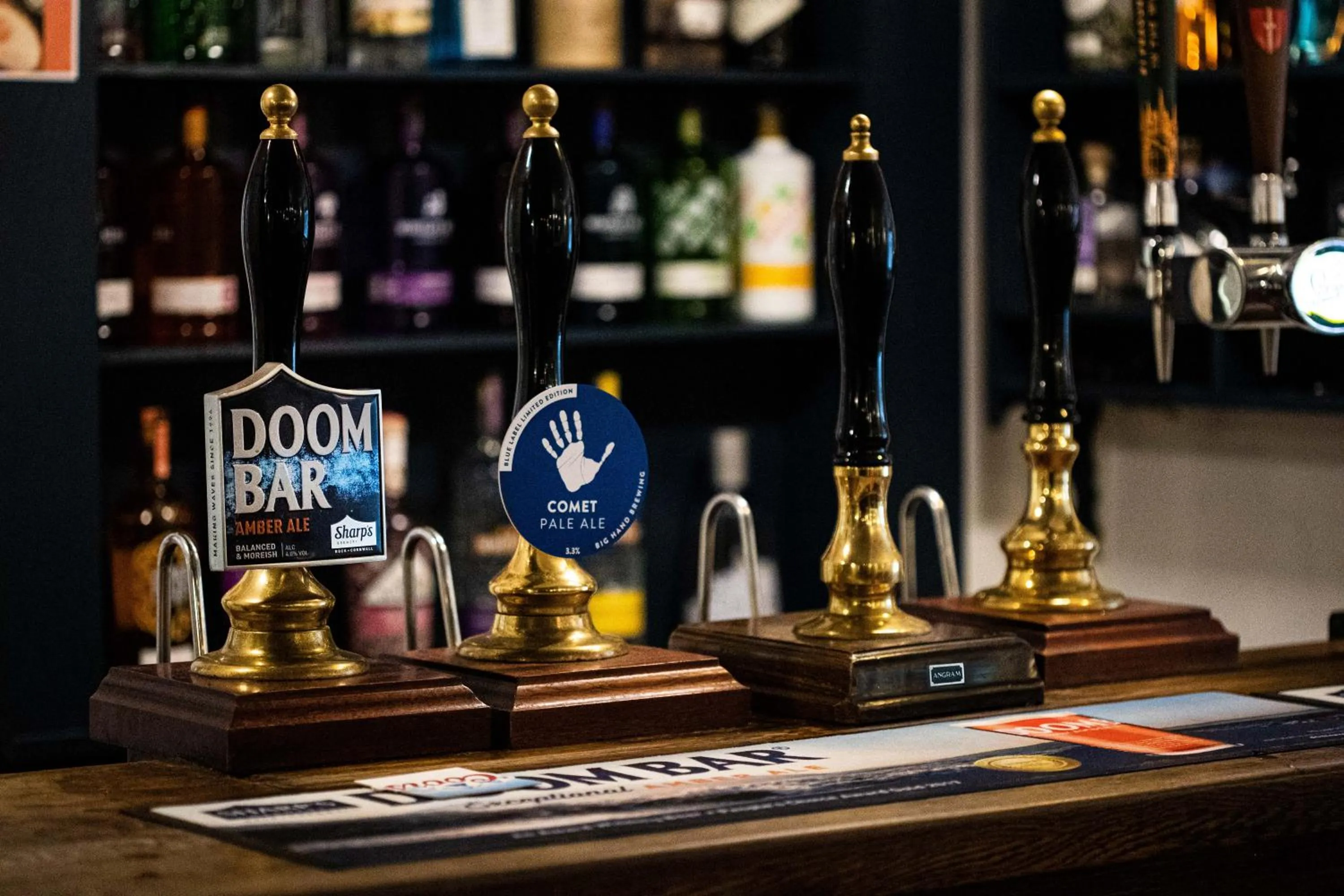 Lounge or bar in The Hand Hotel