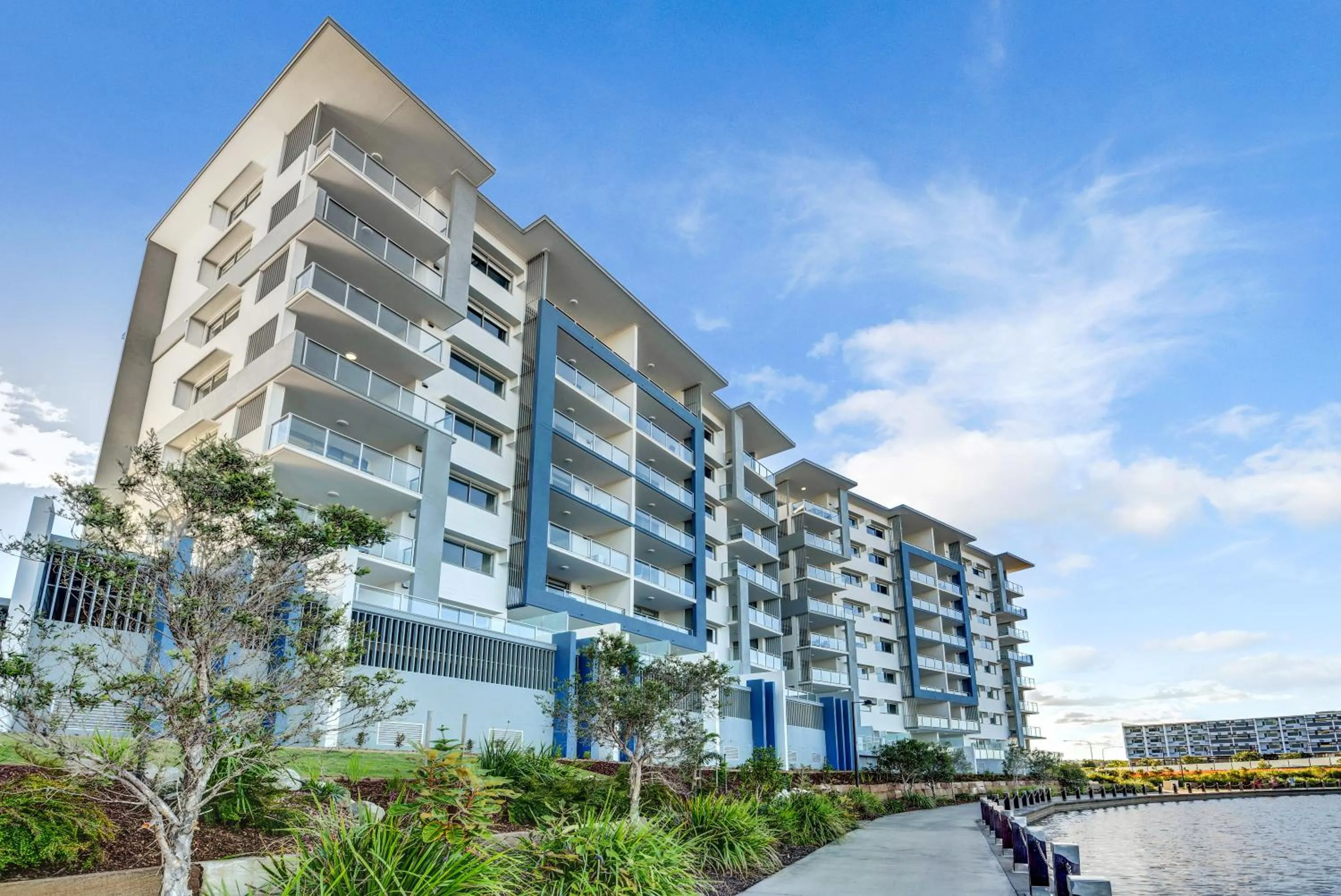 Property building in Aquarius Kawana