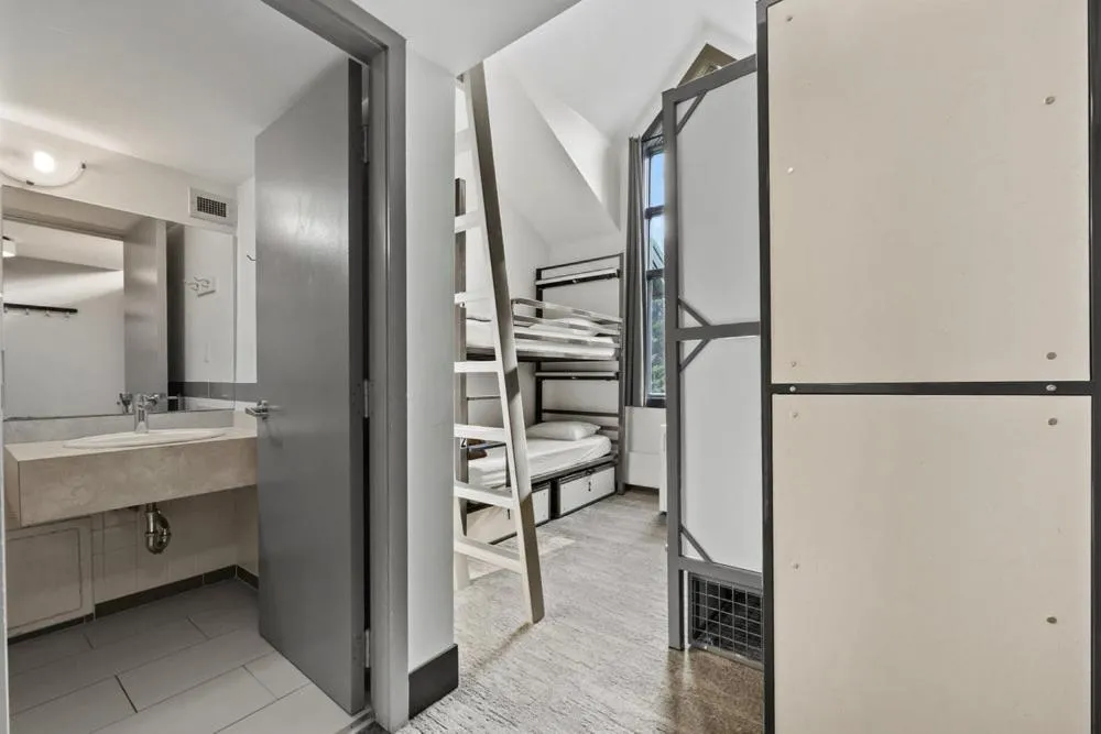 Bed in HI Lake Louise Alpine Centre - Hostel