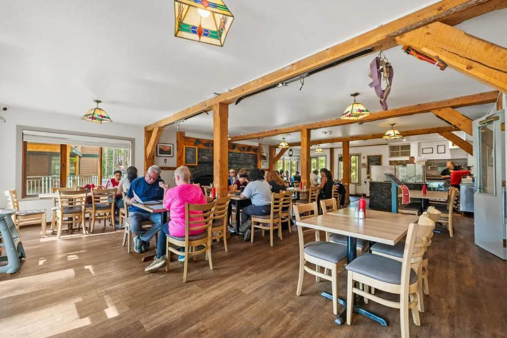 Restaurant/places to eat in HI Lake Louise Alpine Centre - Hostel