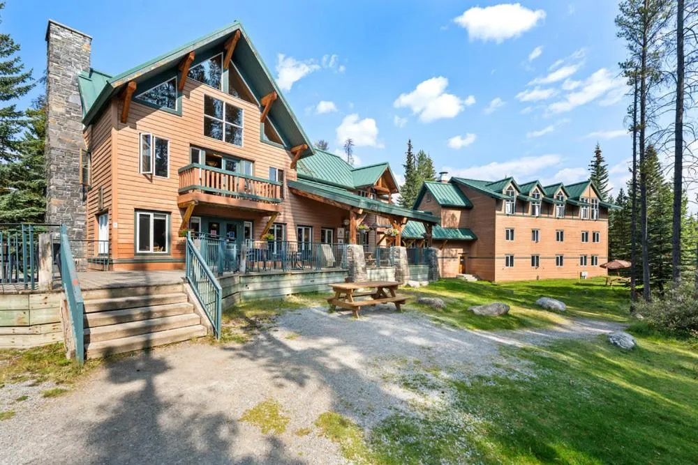 HI Lake Louise Alpine Centre - Hostel