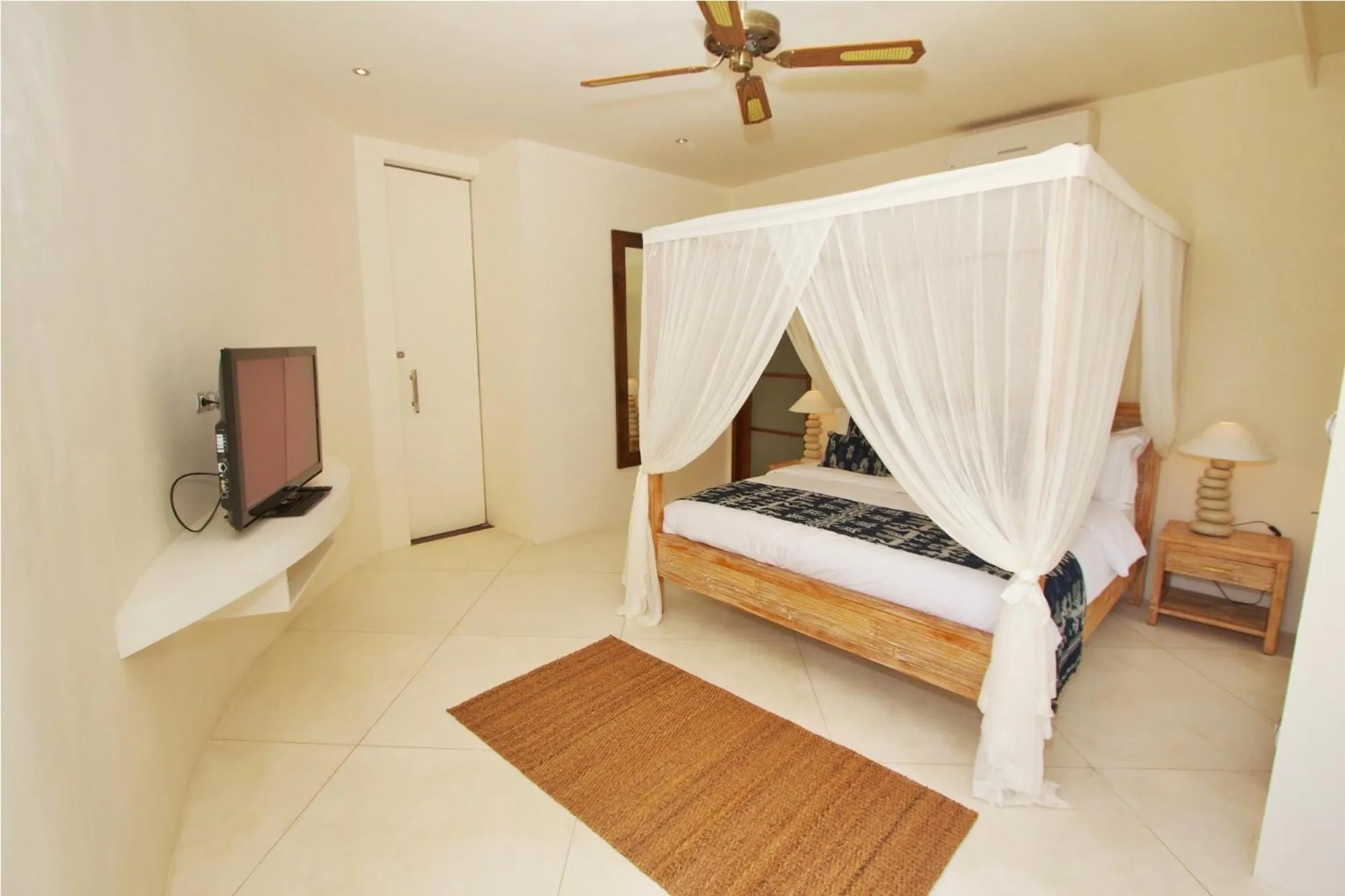 Bedroom, Bed in Villa Sahaja