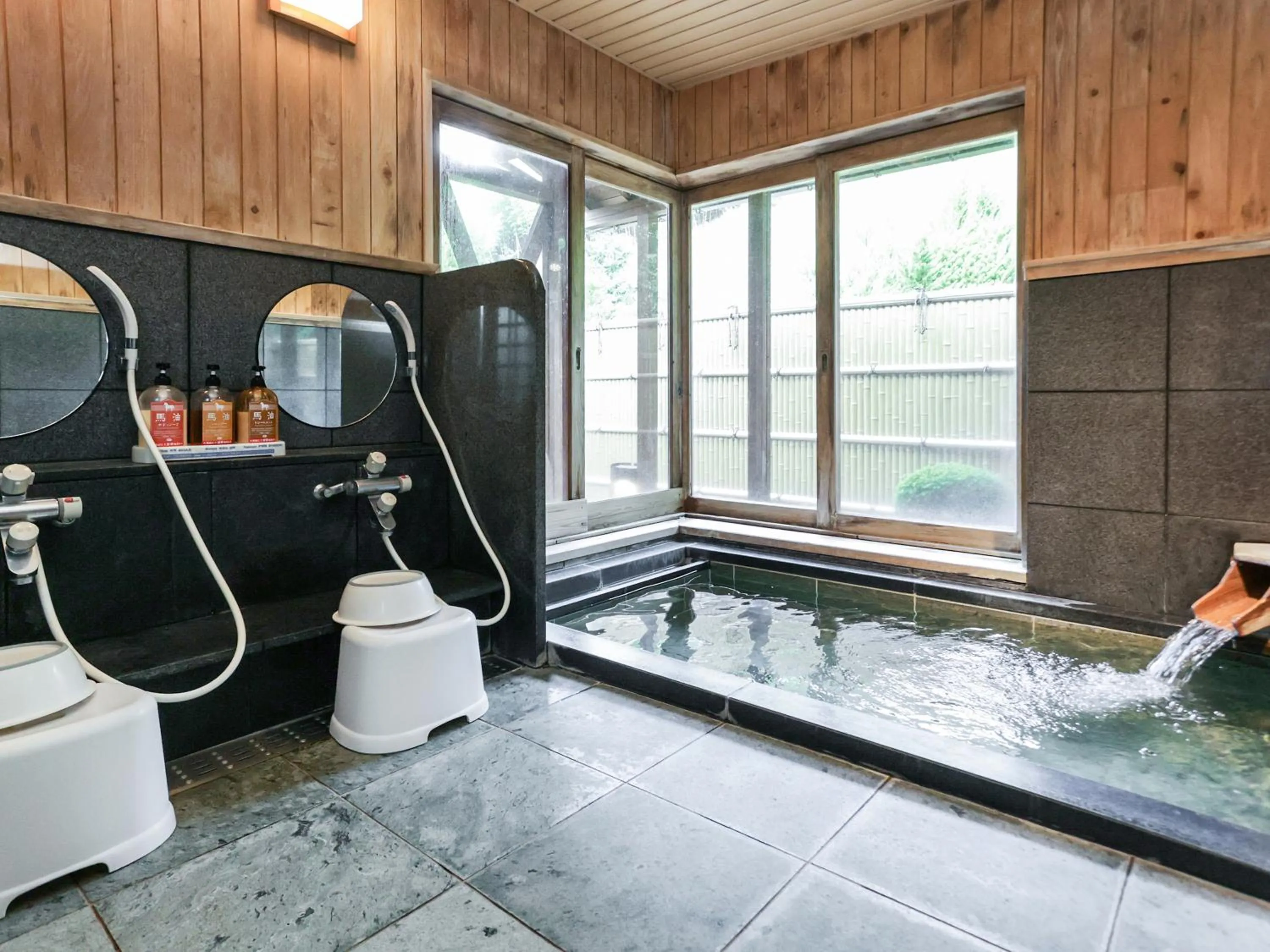 Hot Spring Bath in Ichinomata Onsen Grand Hotel