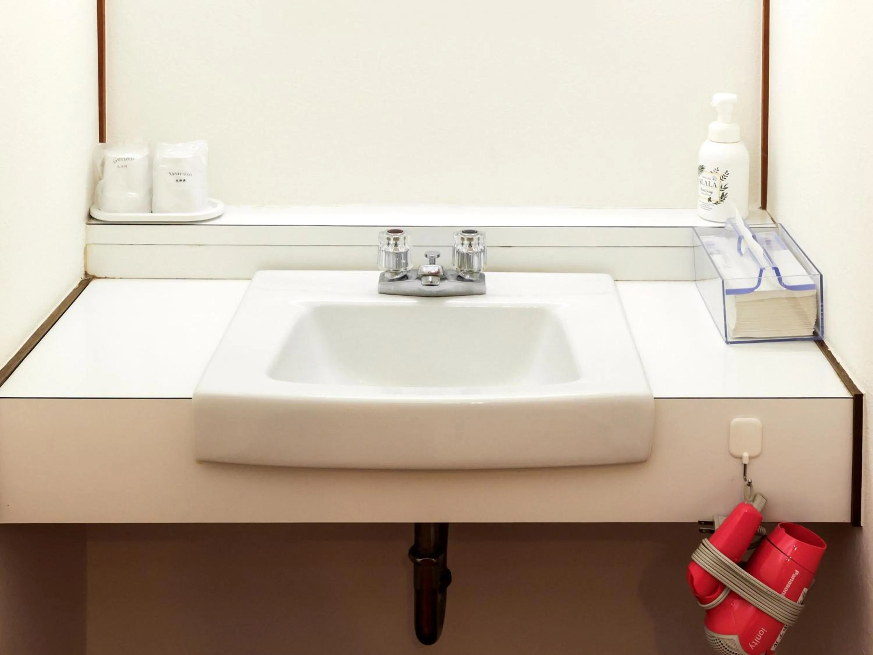 Photo of the whole room in Ichinomata Onsen Grand Hotel