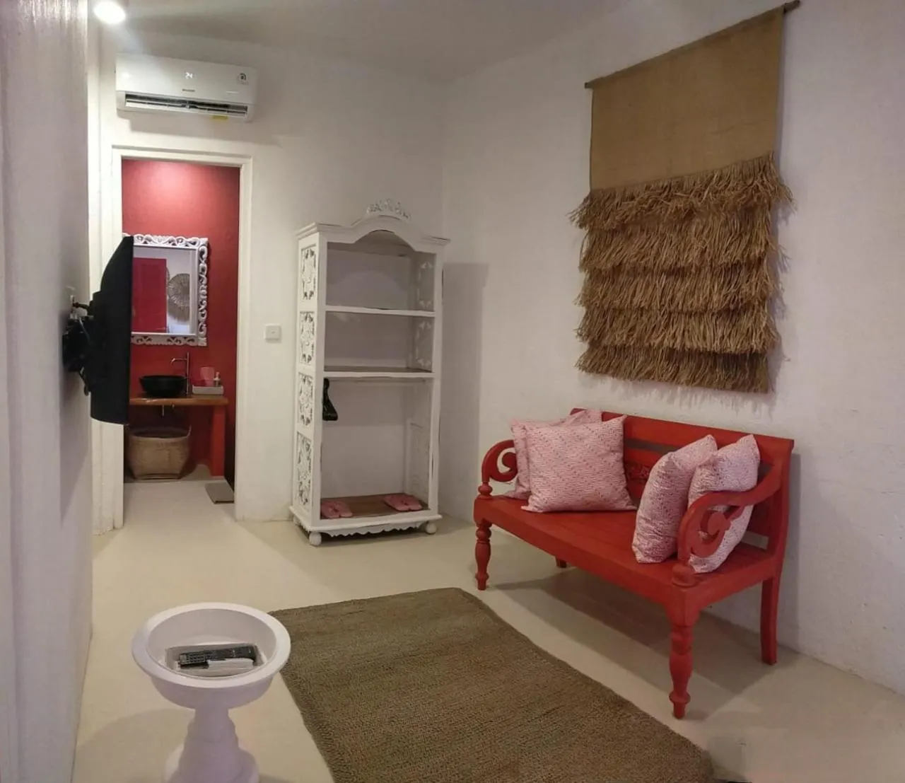 PinkCoco Uluwatu - Constant Surprises & for Cool Adults Only