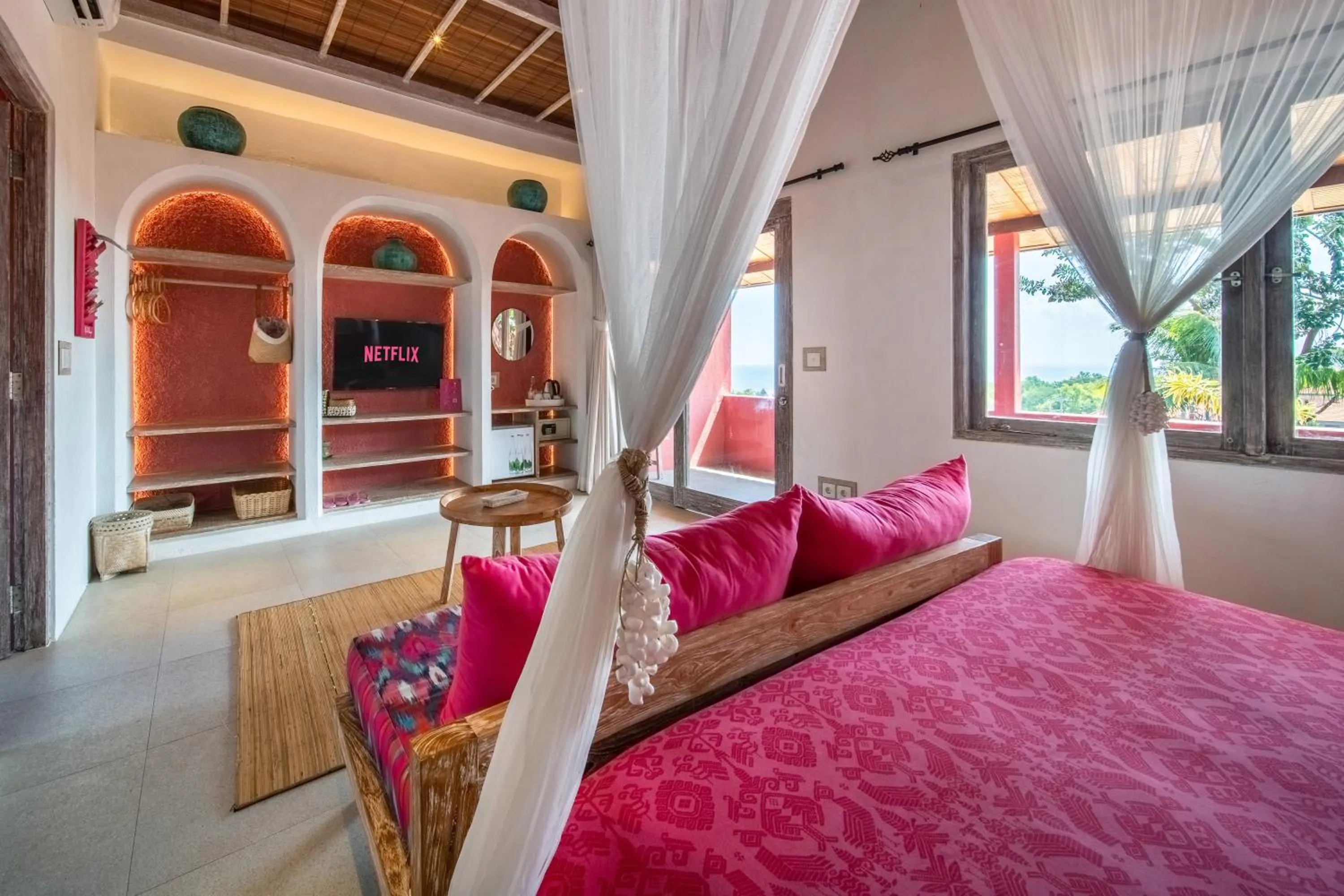 Bed in PinkCoco Uluwatu - Constant Surprises & for Cool Adults Only
