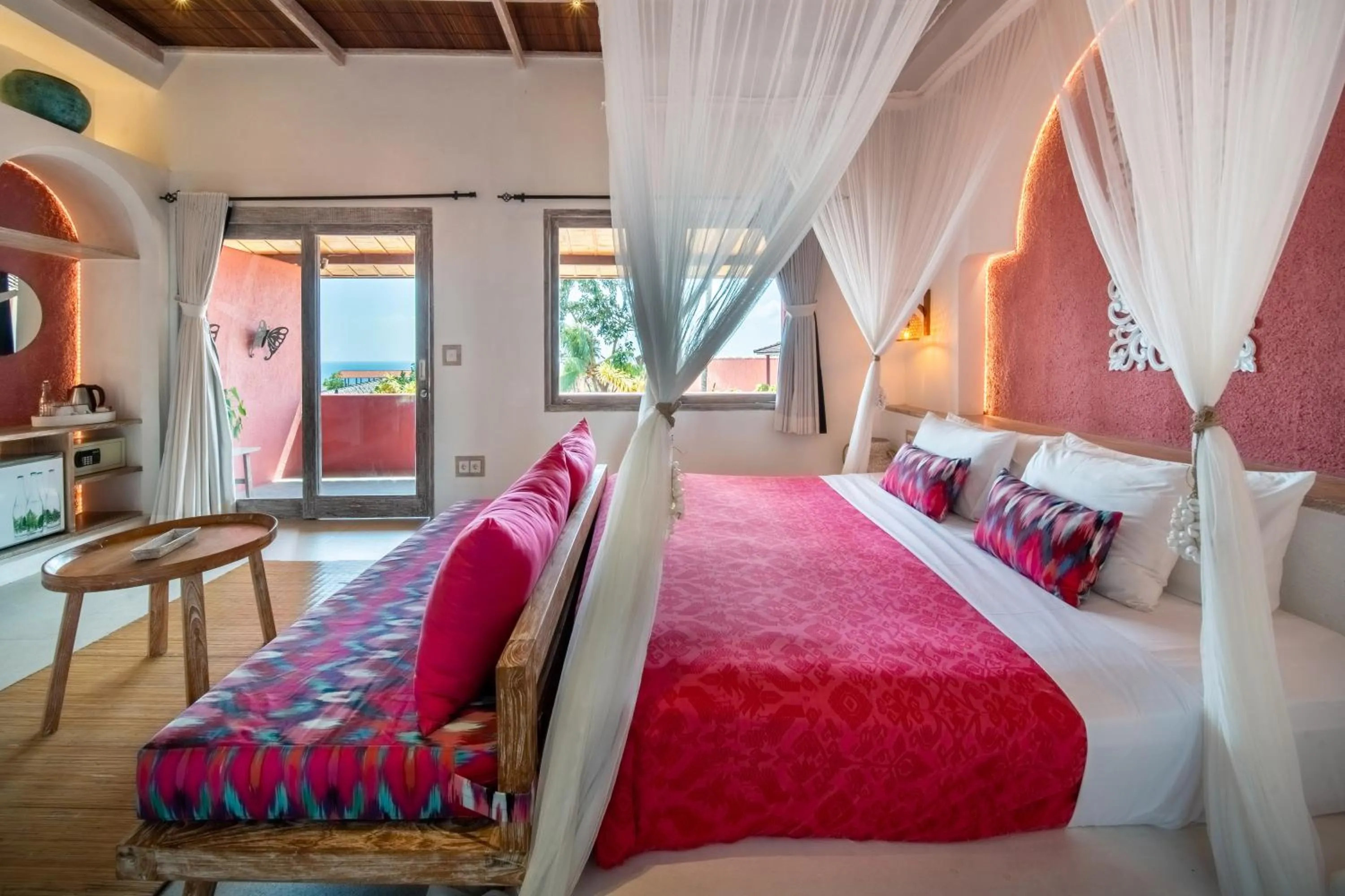 Bed in PinkCoco Uluwatu - Constant Surprises & for Cool Adults Only