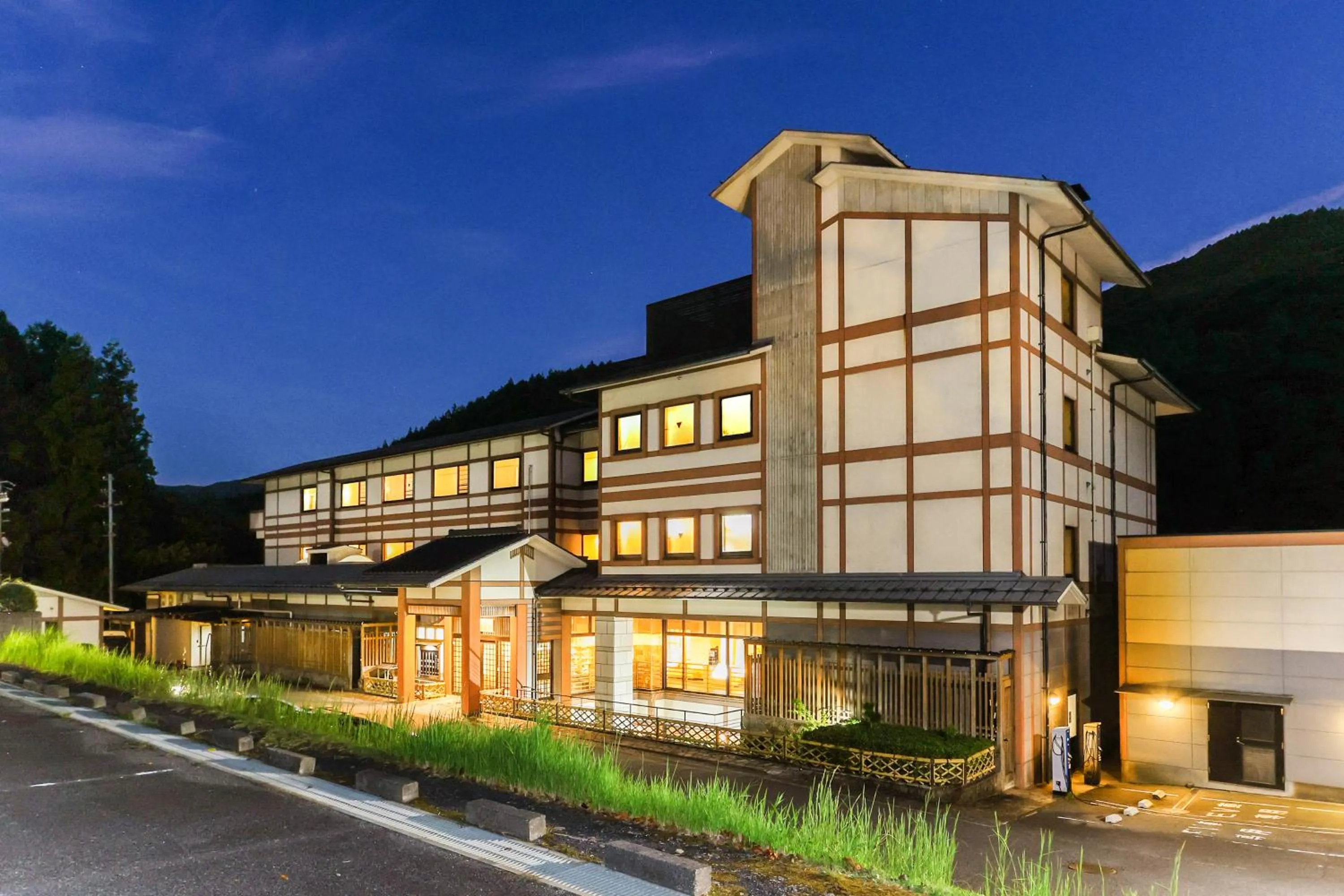 Property building in Ichinomata Onsen Kanko Hotel
