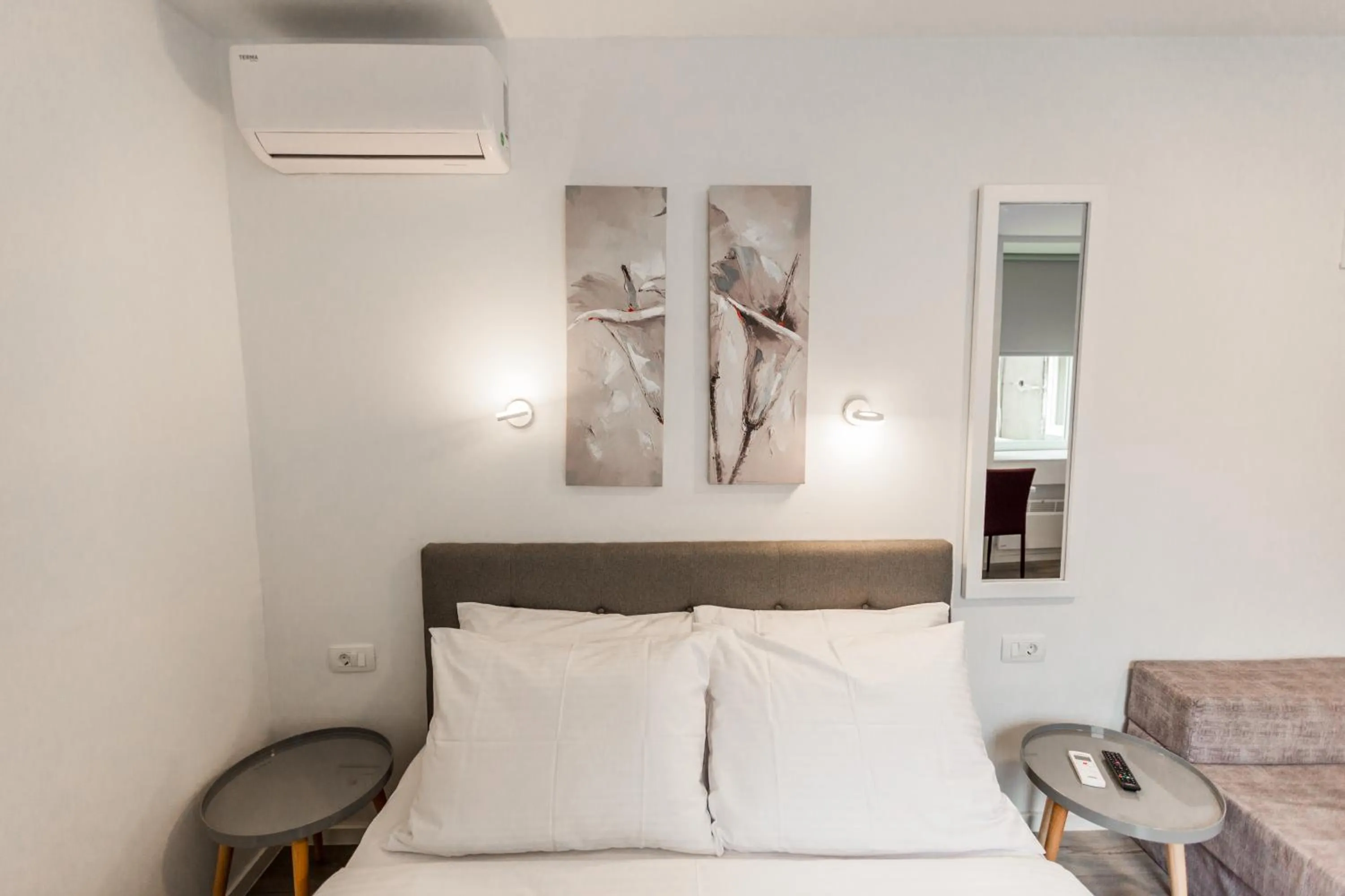 Bed in King's Street Apartments