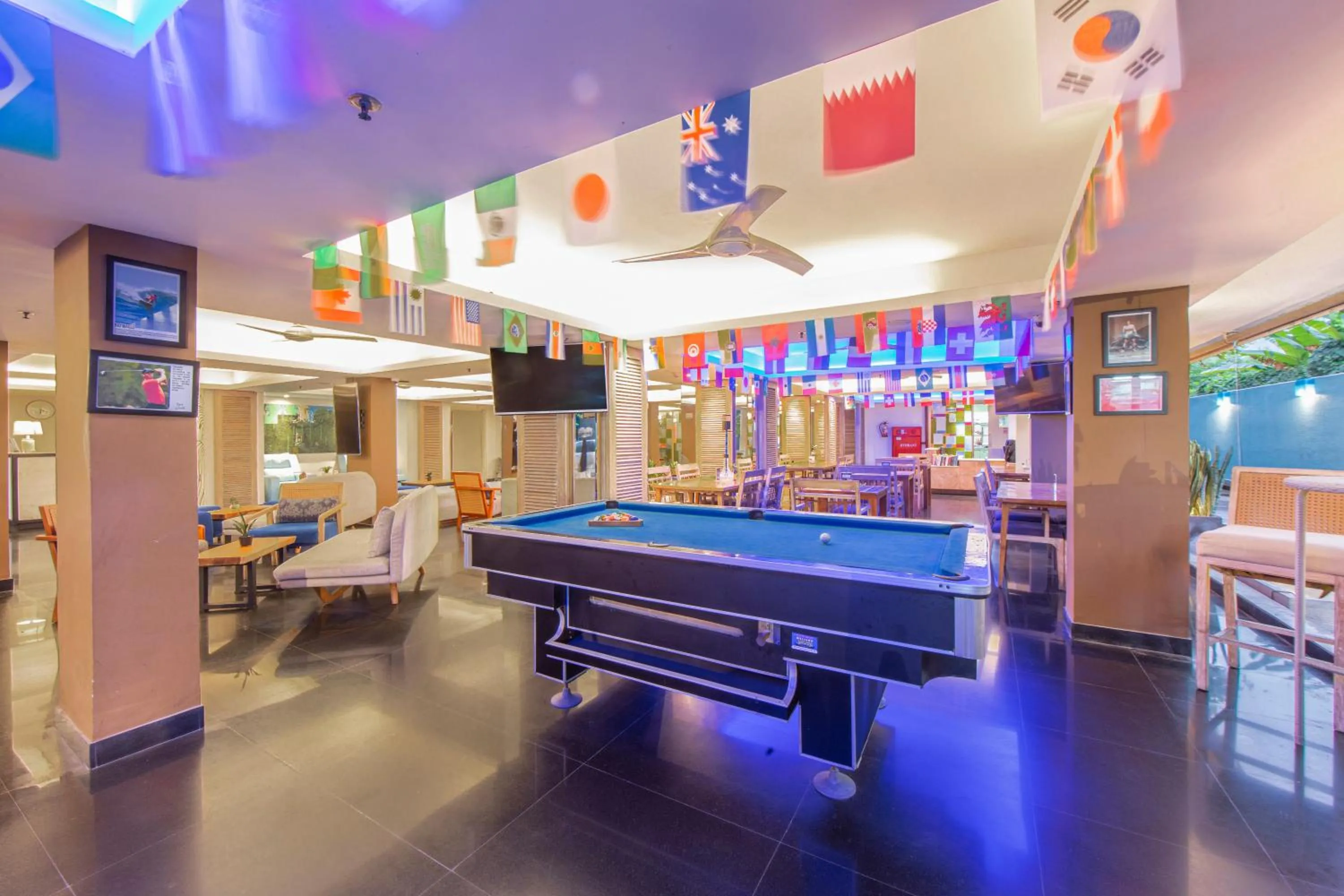 Restaurant/places to eat in Kuta Beach Hotel