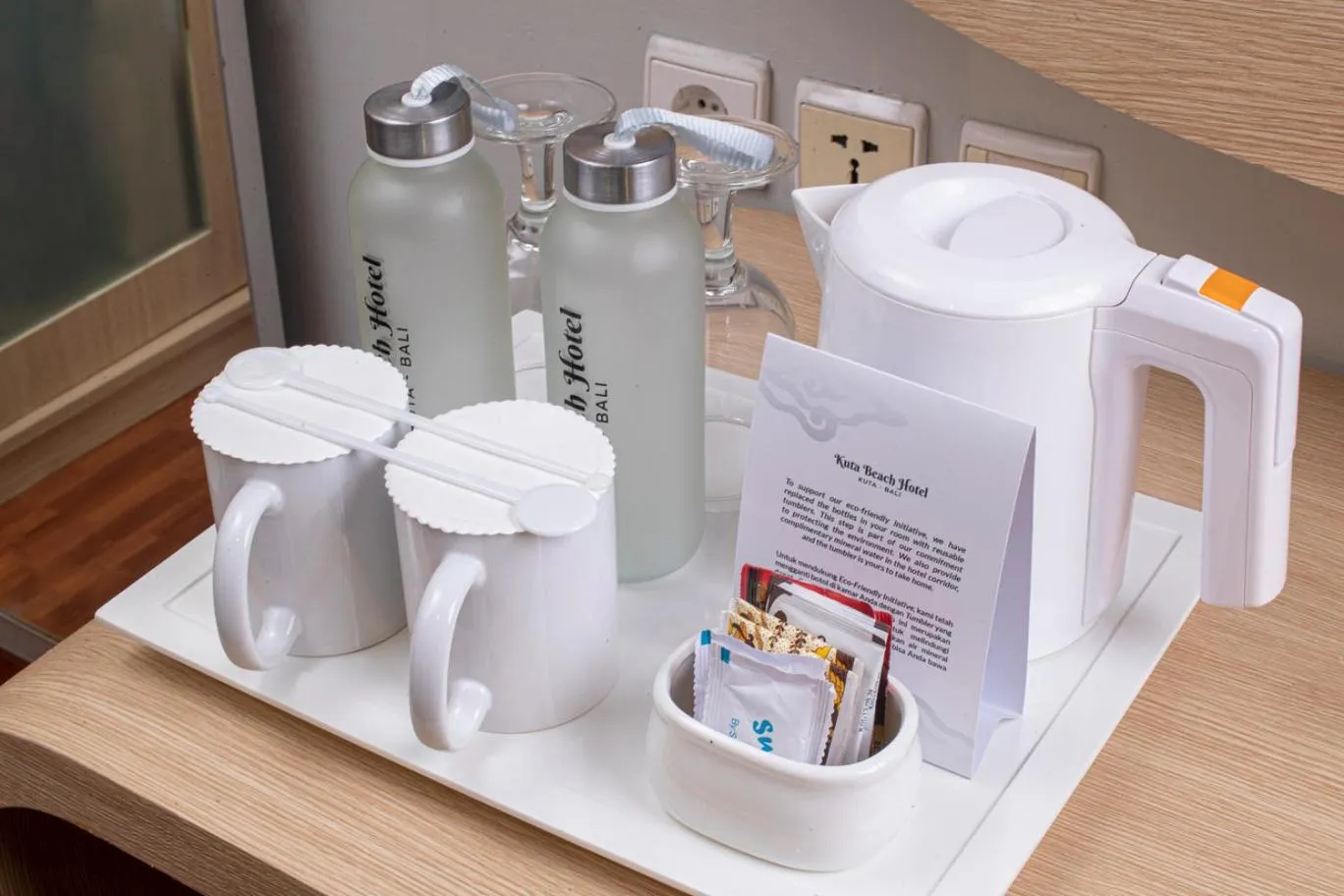 Coffee/tea facilities in Kuta Beach Hotel