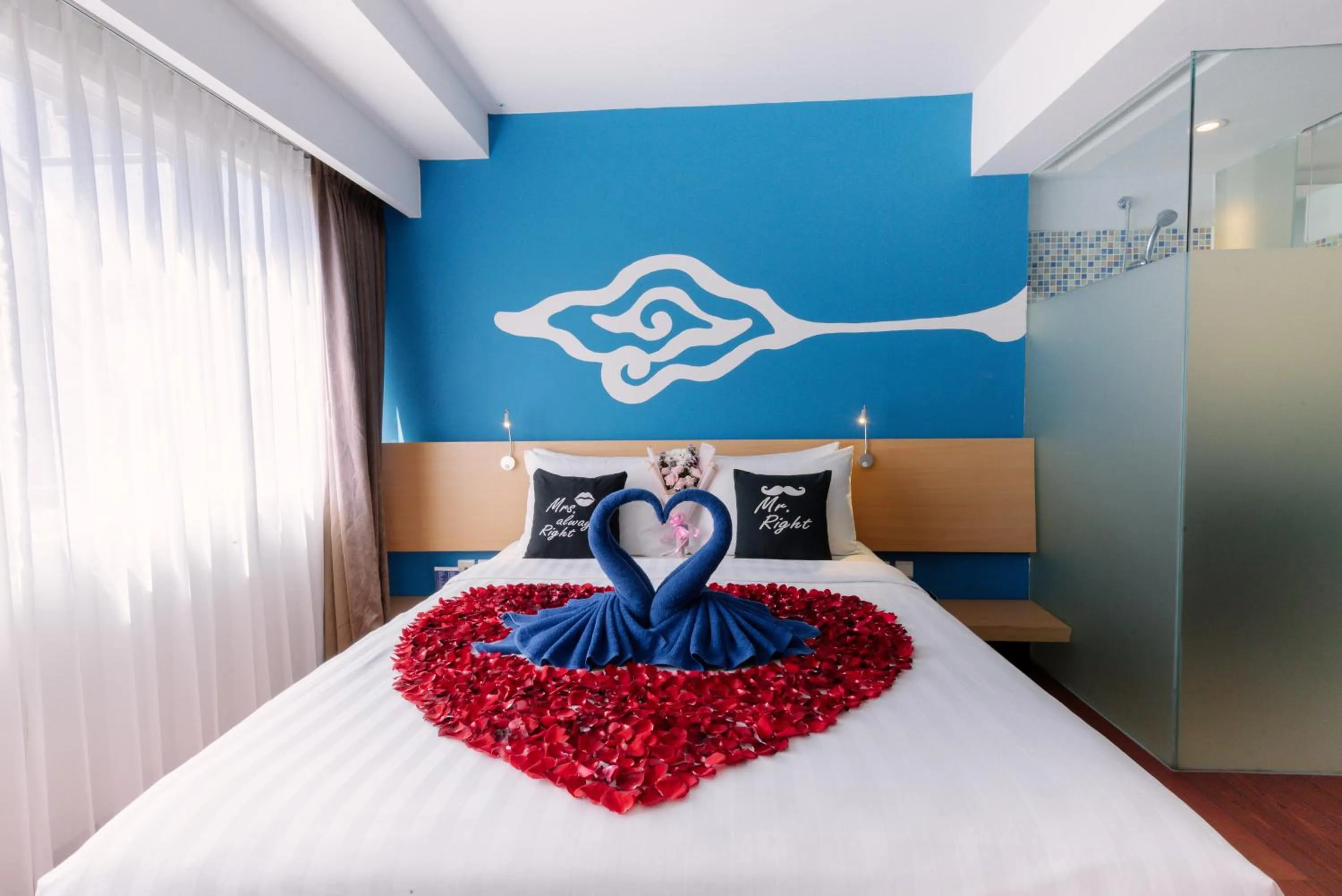 Bedroom, Bed in Kuta Beach Hotel