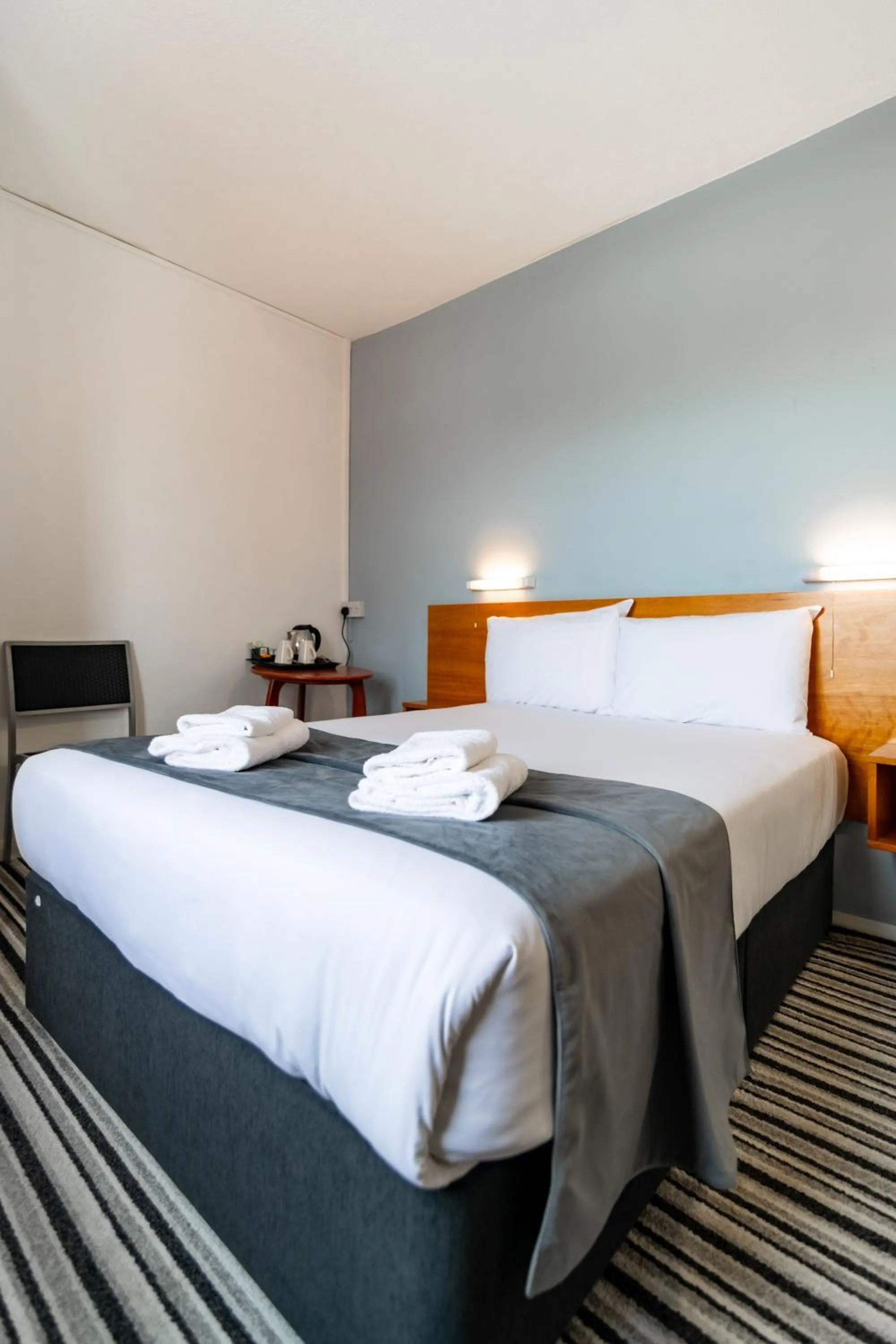 Bed in The Southcliff Hotel