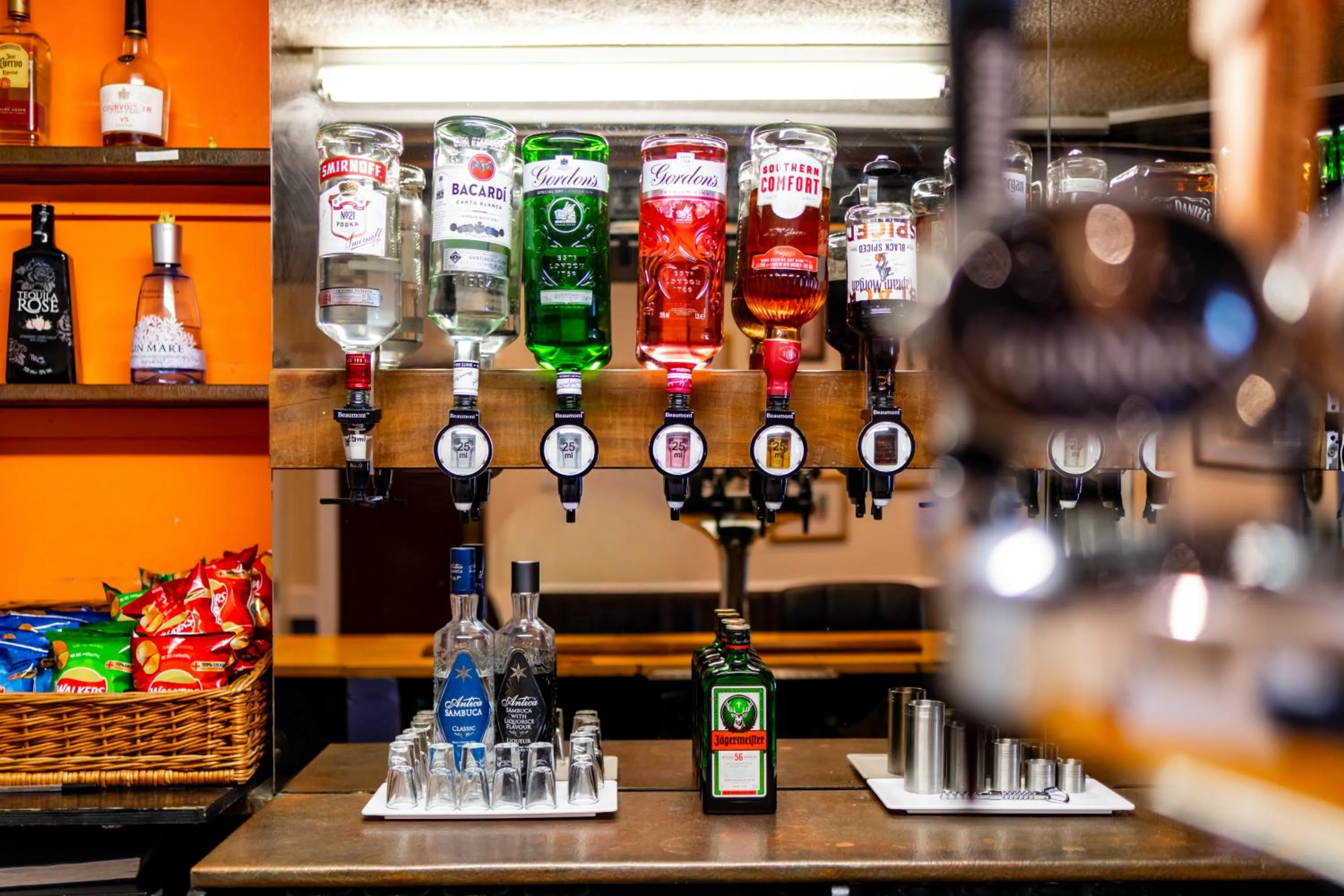 Lounge or bar in The Southcliff Hotel