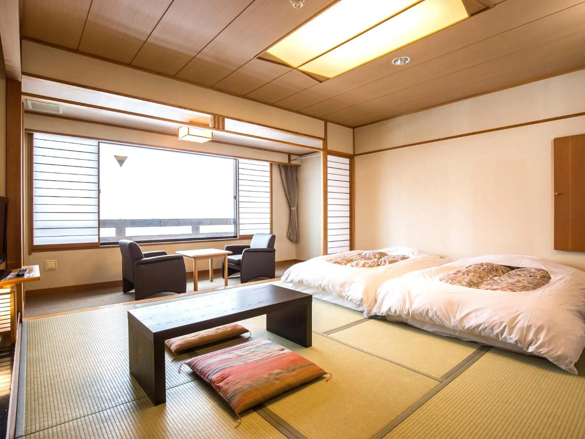 Twin Room with Mountain View in Hotel Goryukan