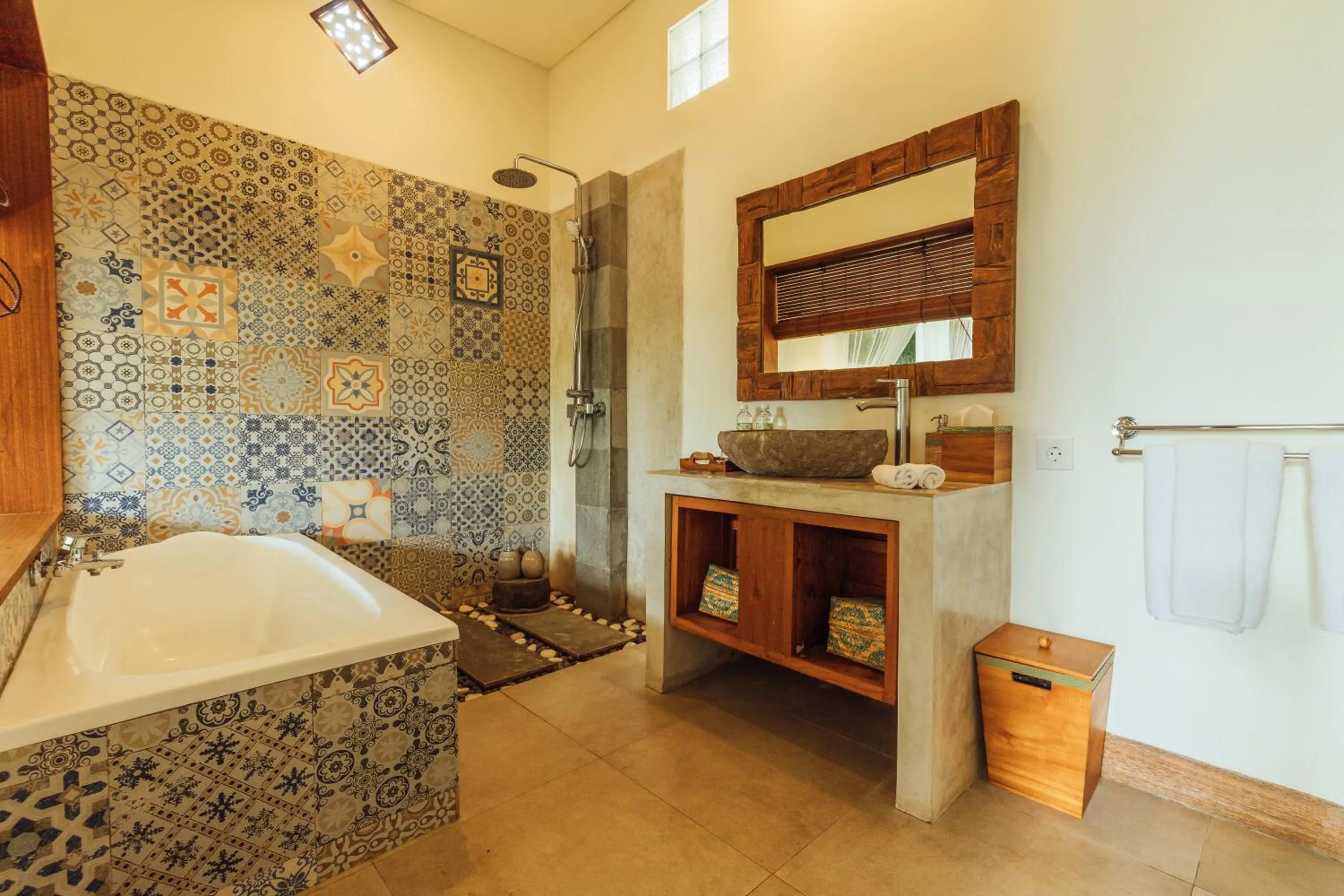 Deluxe Suite in Green Sala Villa