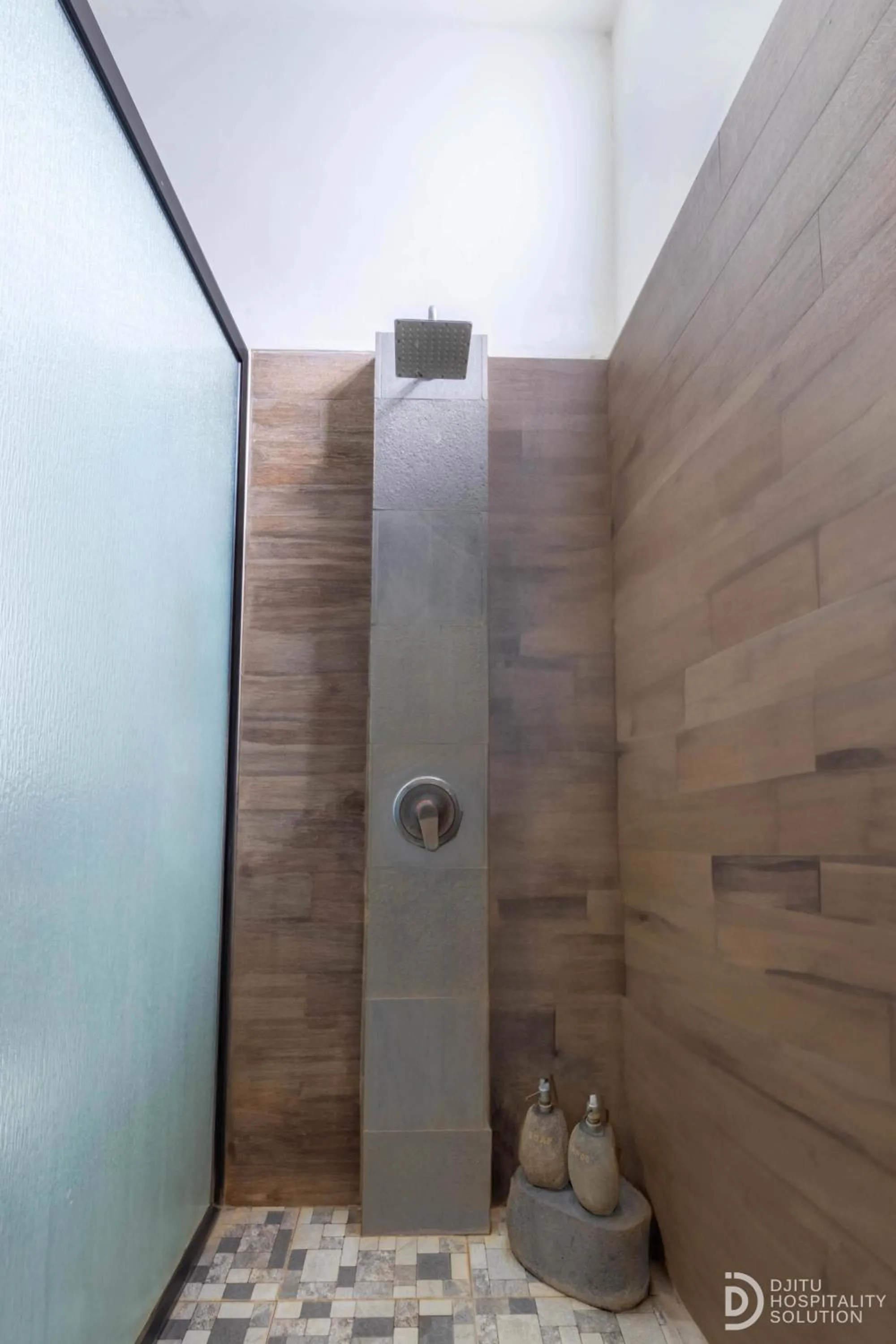 Shower in Green Sala Villa