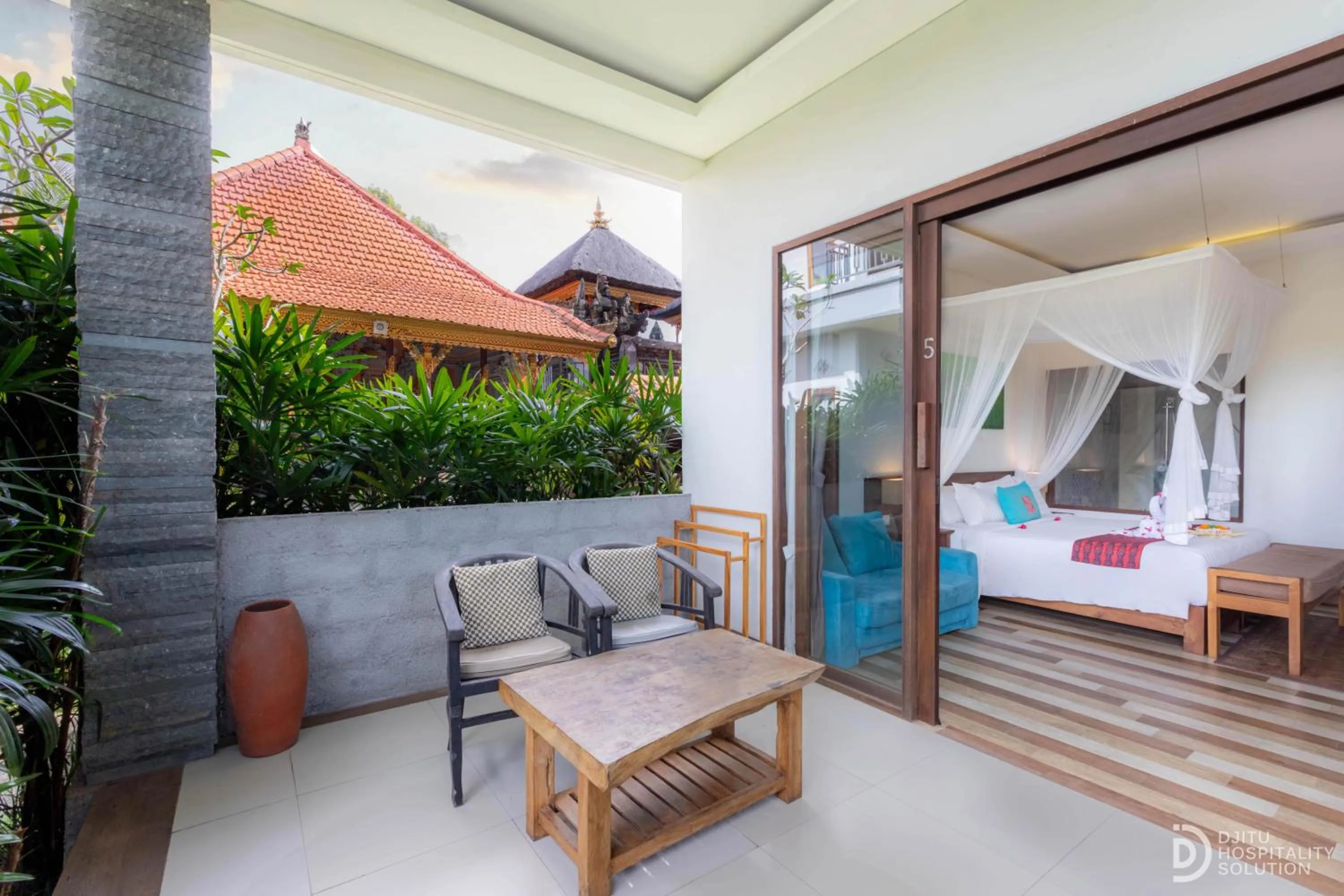 Patio in Green Sala Villa