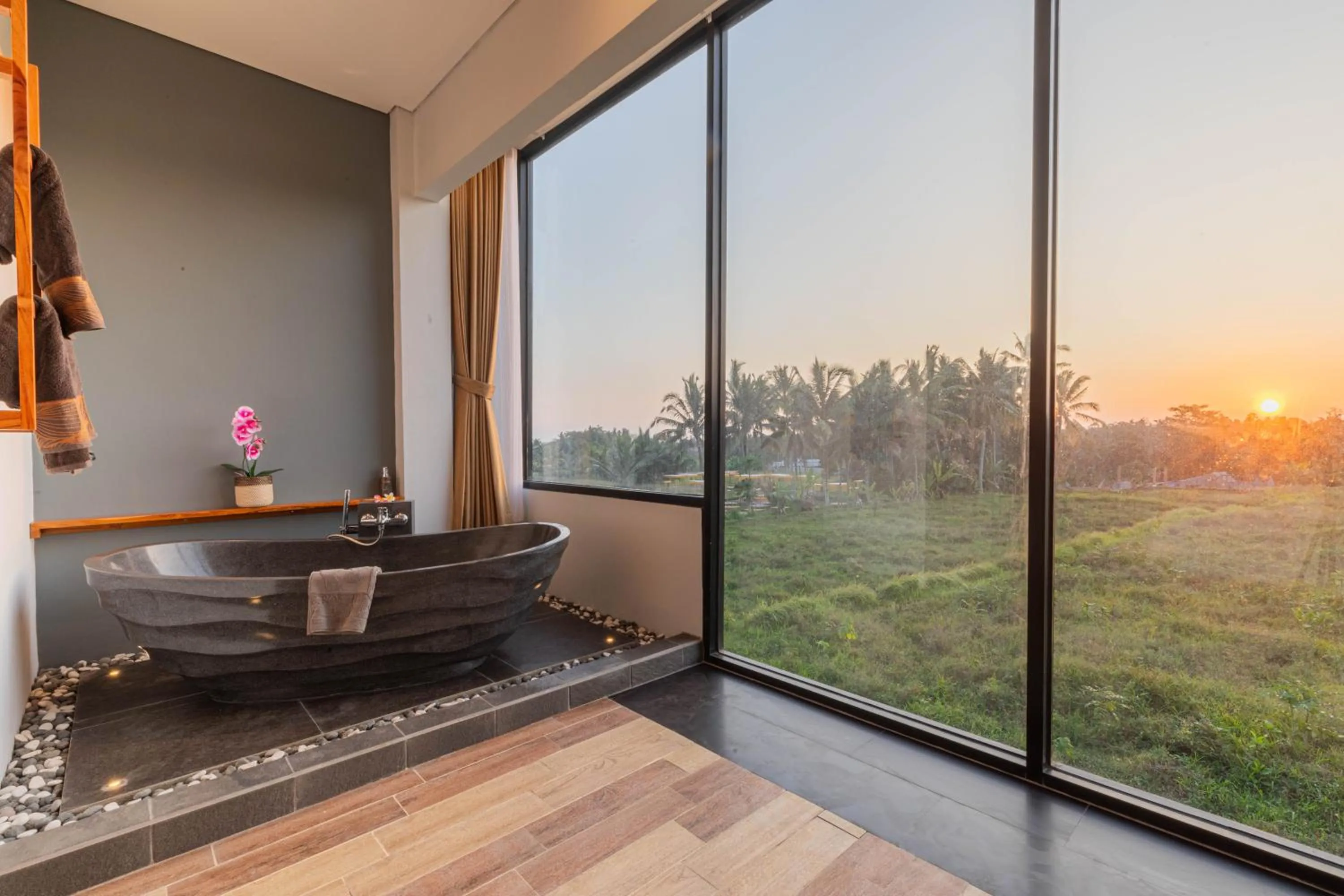 Day in Green Sala Villa