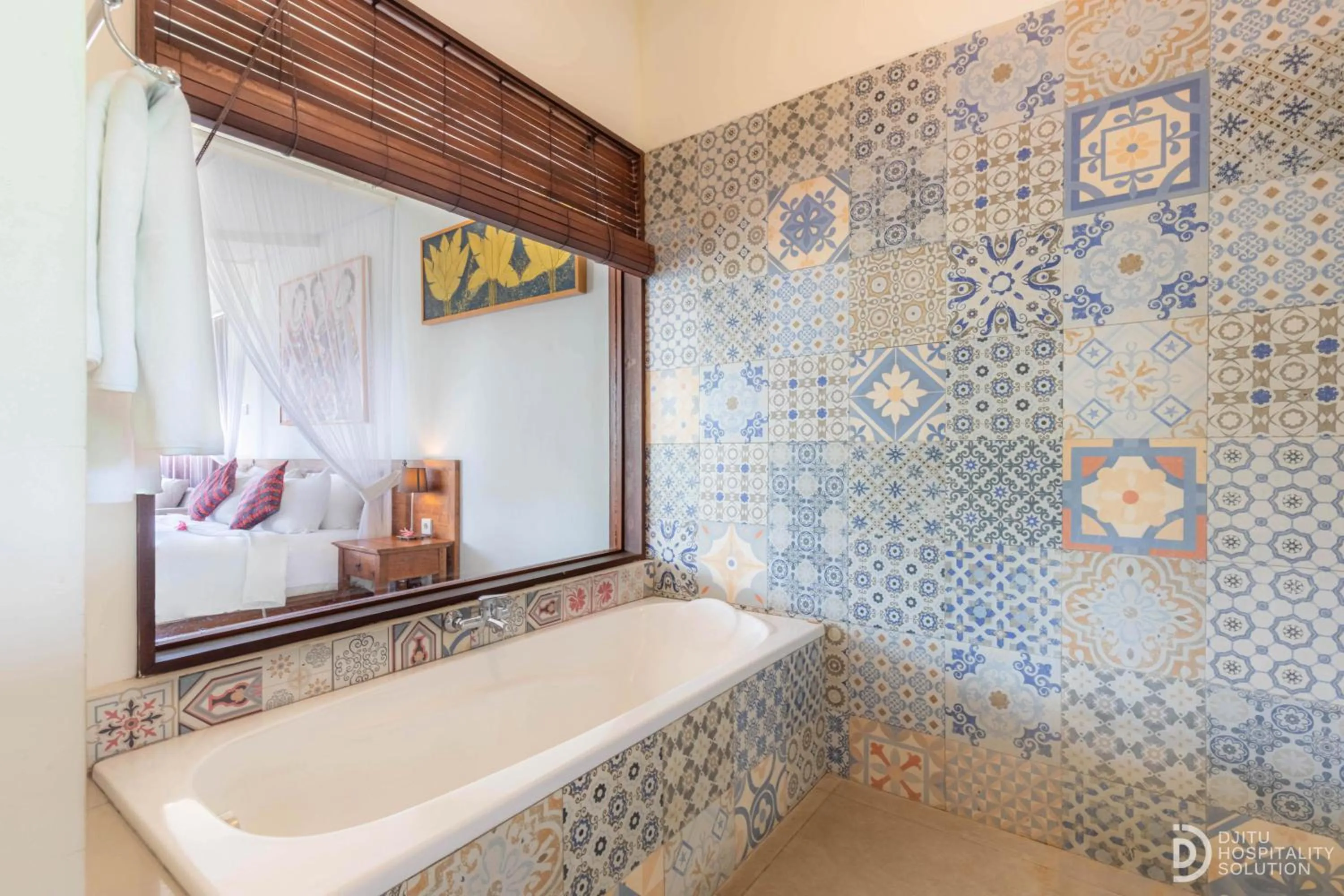 Shower in Green Sala Villa