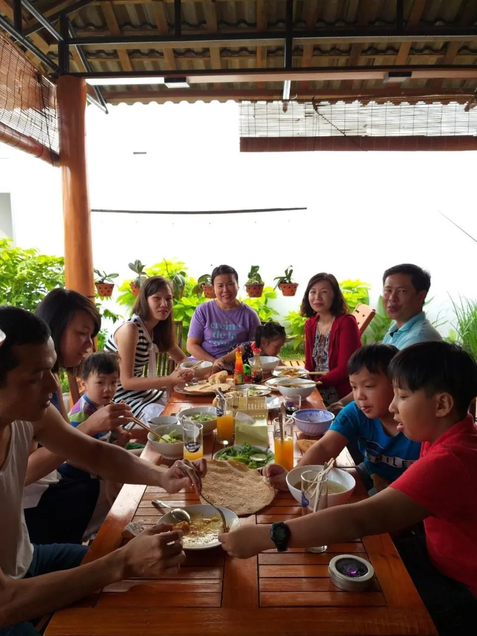 Restaurant/places to eat in An Bang Golden Beach Villa